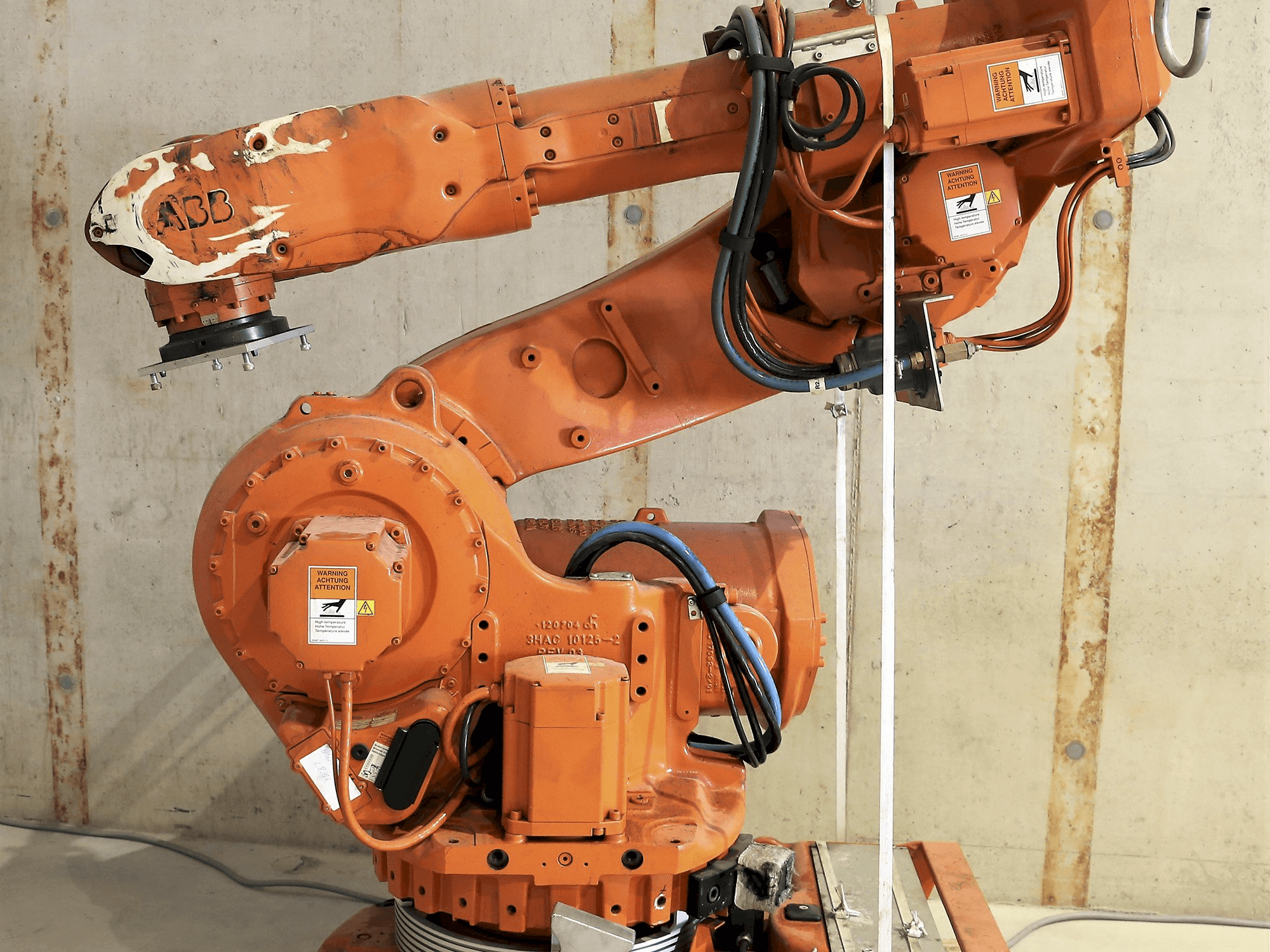 ABB-maskinen framifrån6600