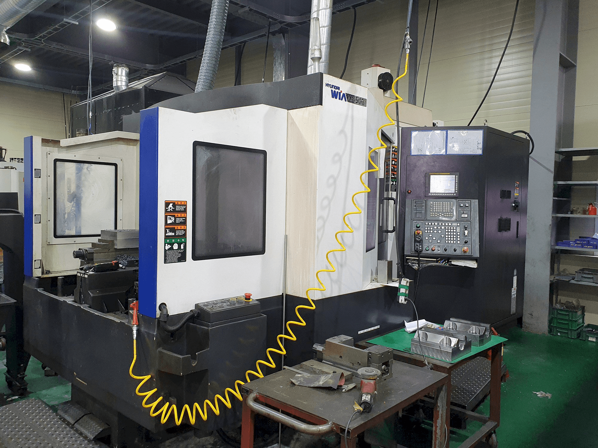 Hyundai Wia KH50G-maskinen framifrån