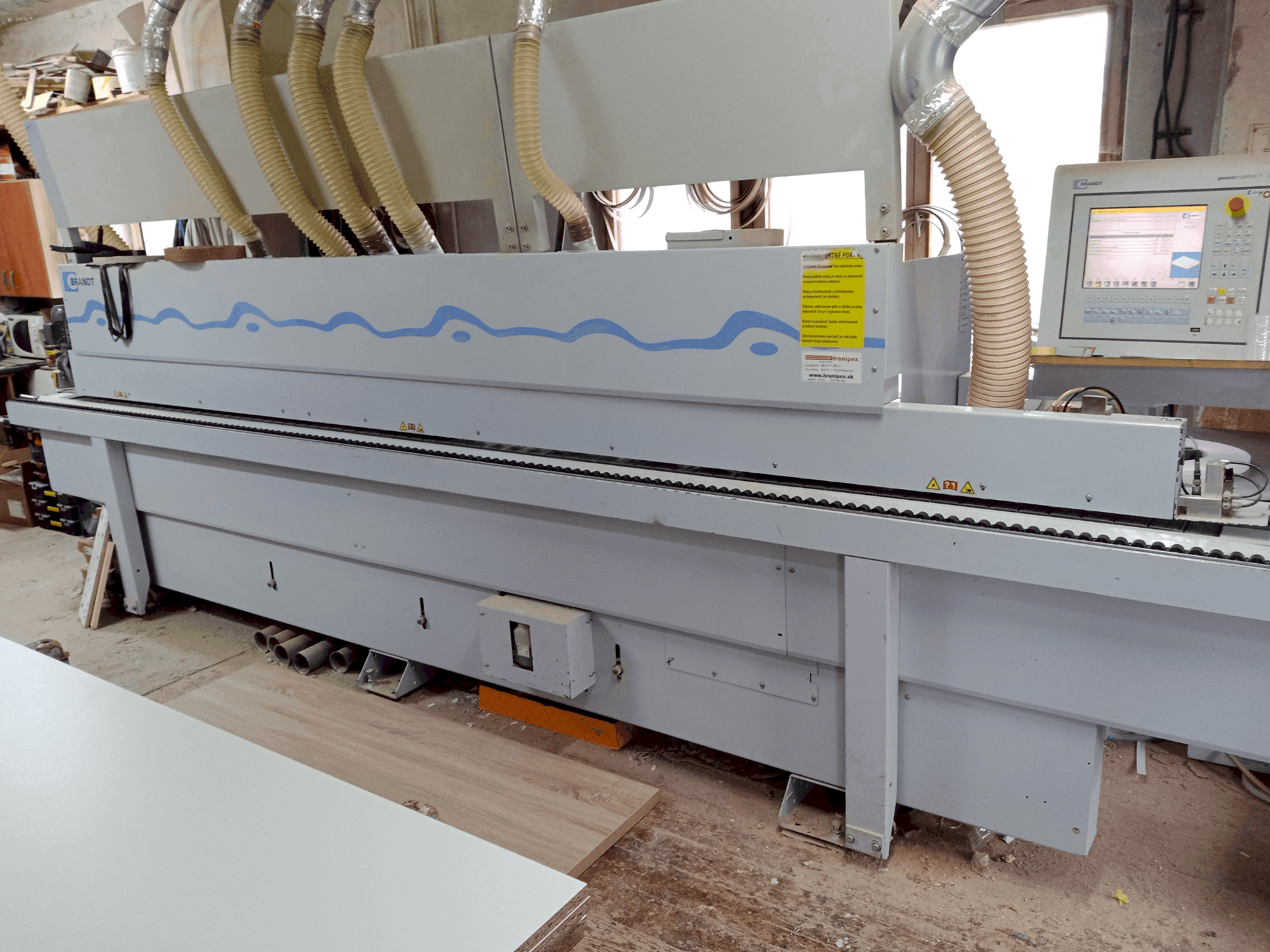 BRANDT Highflex 1440-maskinen framifrån