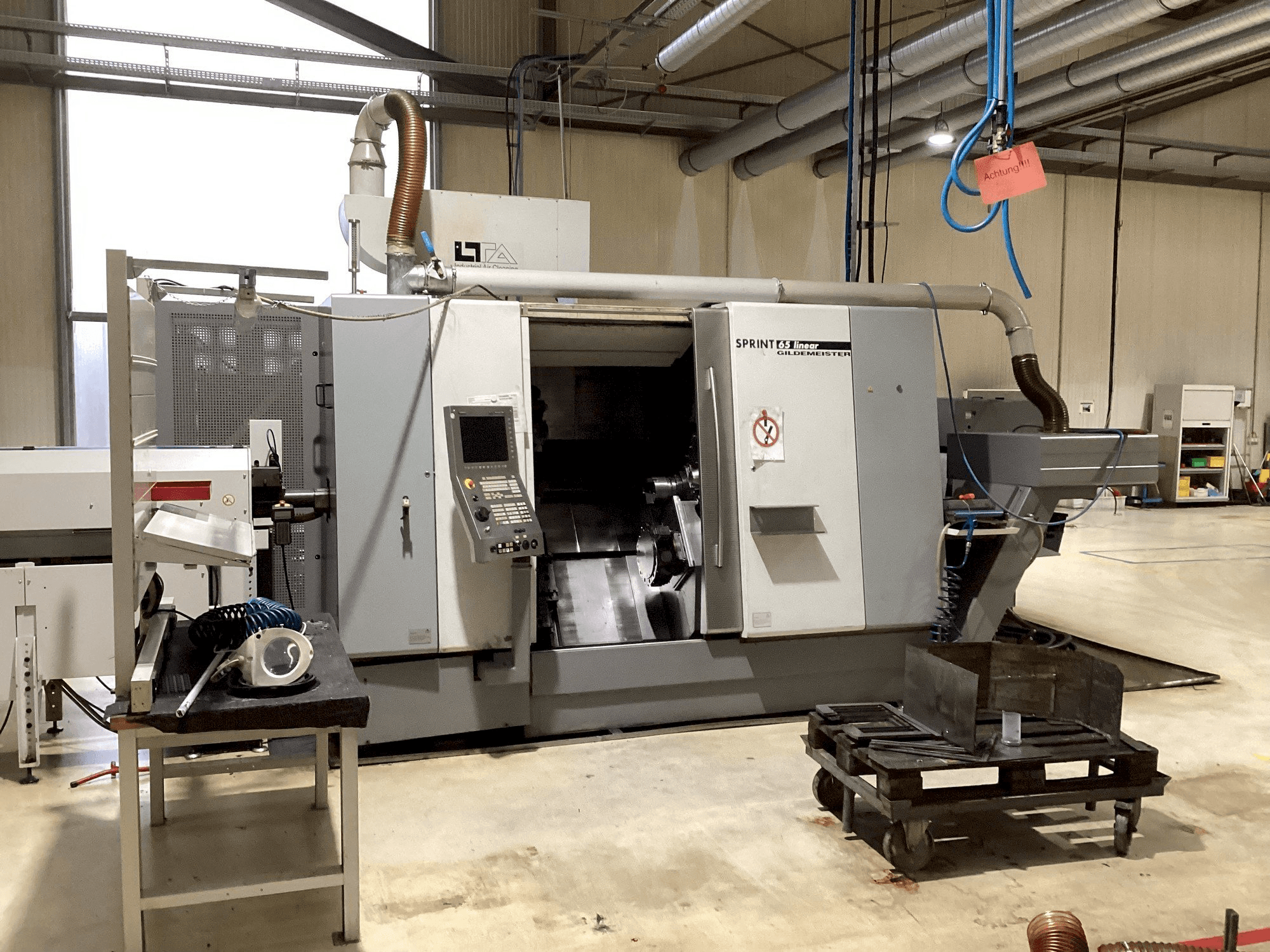 DMG GILDEMEISTER Sprint 65 Linear-maskinen framifrån