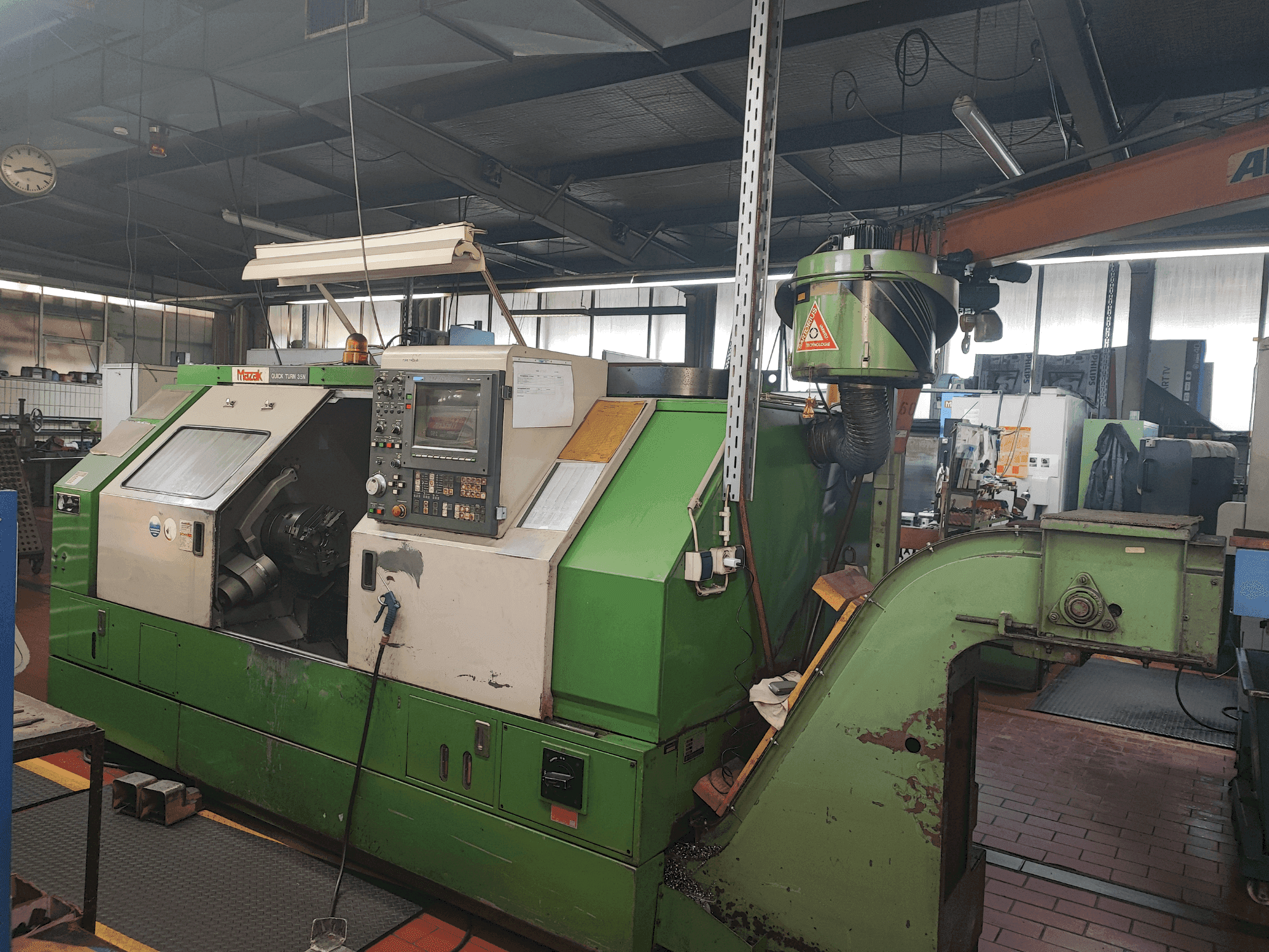 Mazak QT 35N-maskinen framifrån