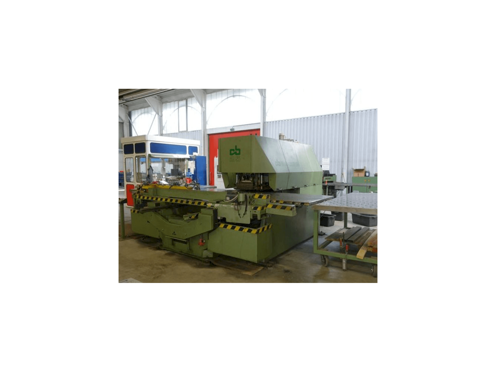 Behrens CB 25/1250-maskinen framifrån