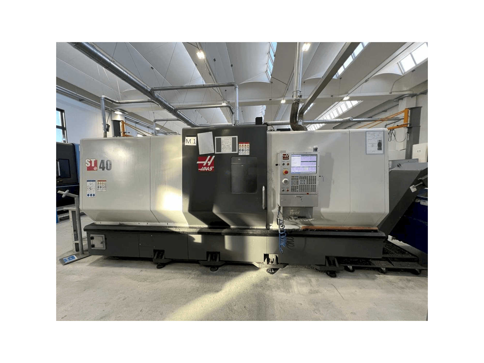 HAAS ST-40-maskinen framifrån
