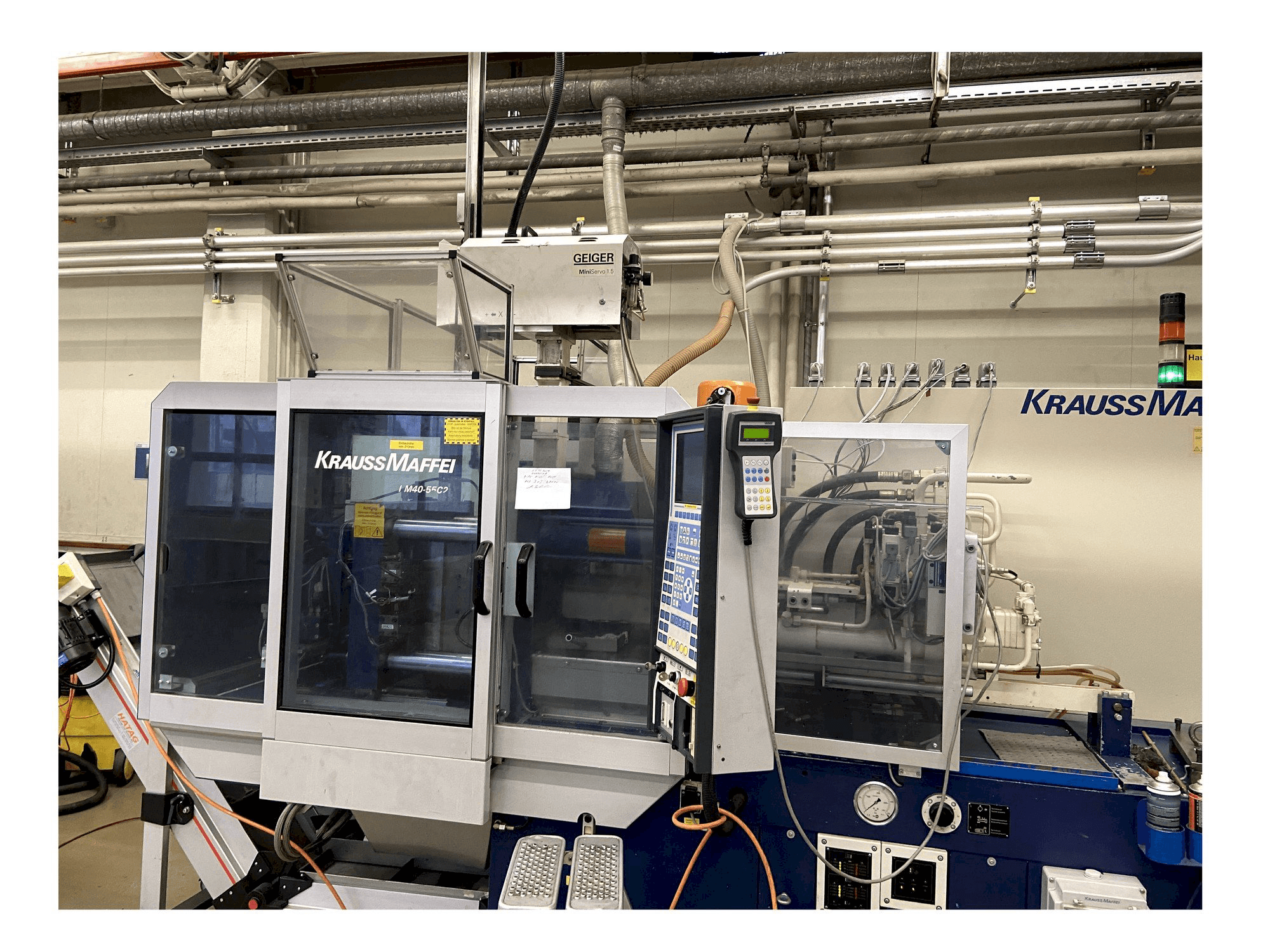 Krauss Maffei 40-55 C2-maskinen framifrån