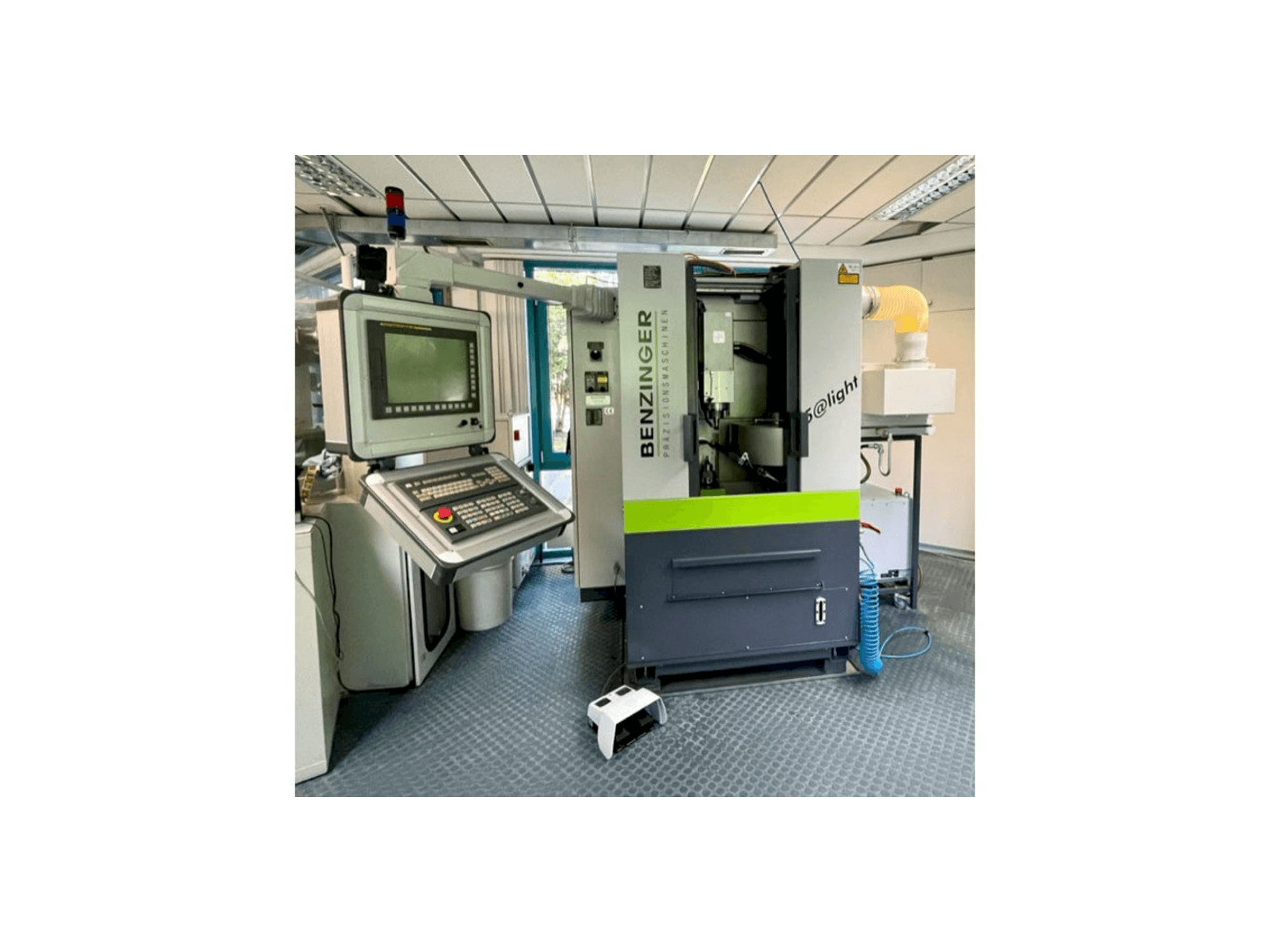 Benzinger 5@light-maskinen framifrån