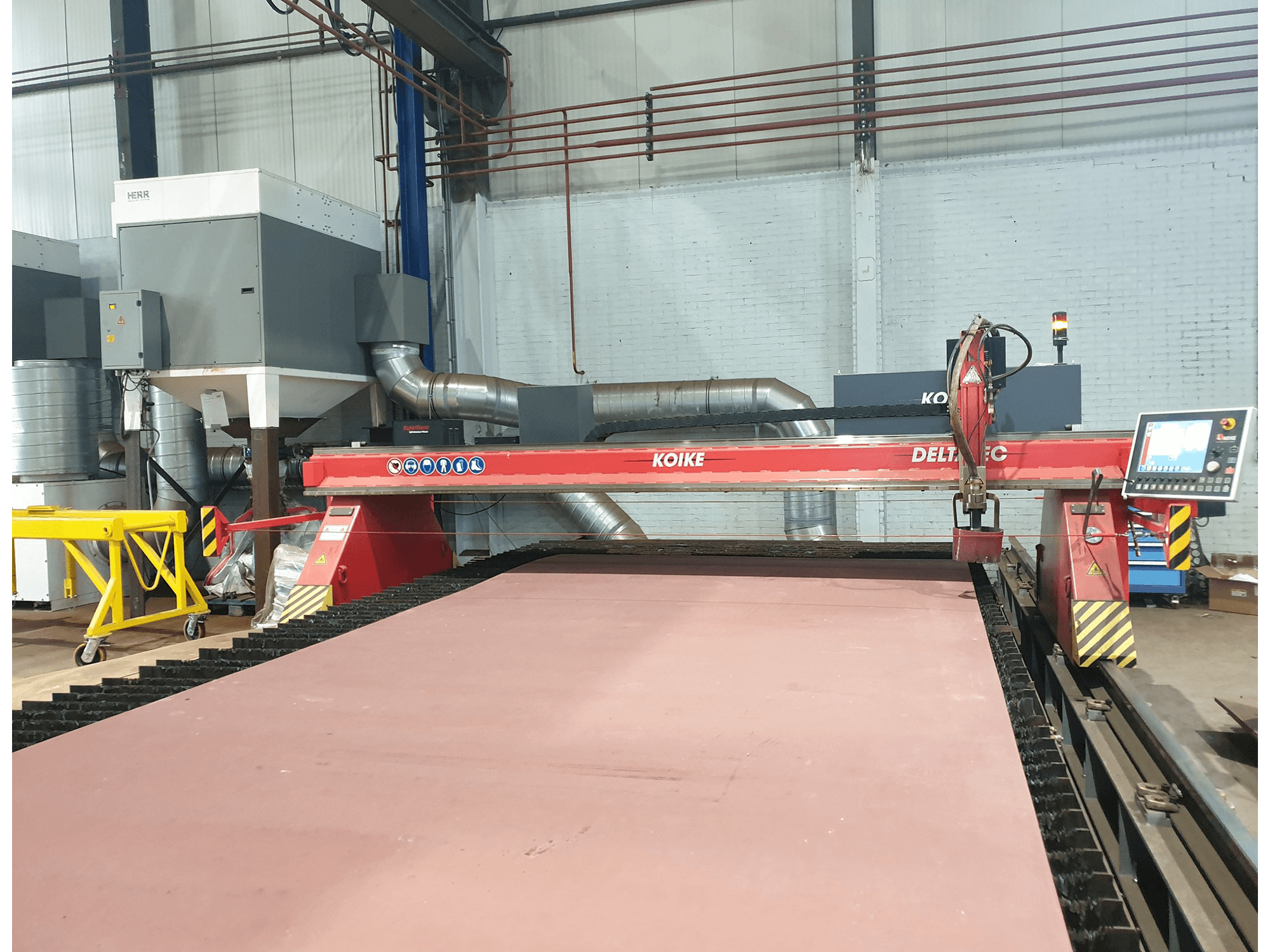 KOIKE-maskinen framifrånDELTATEC 4000