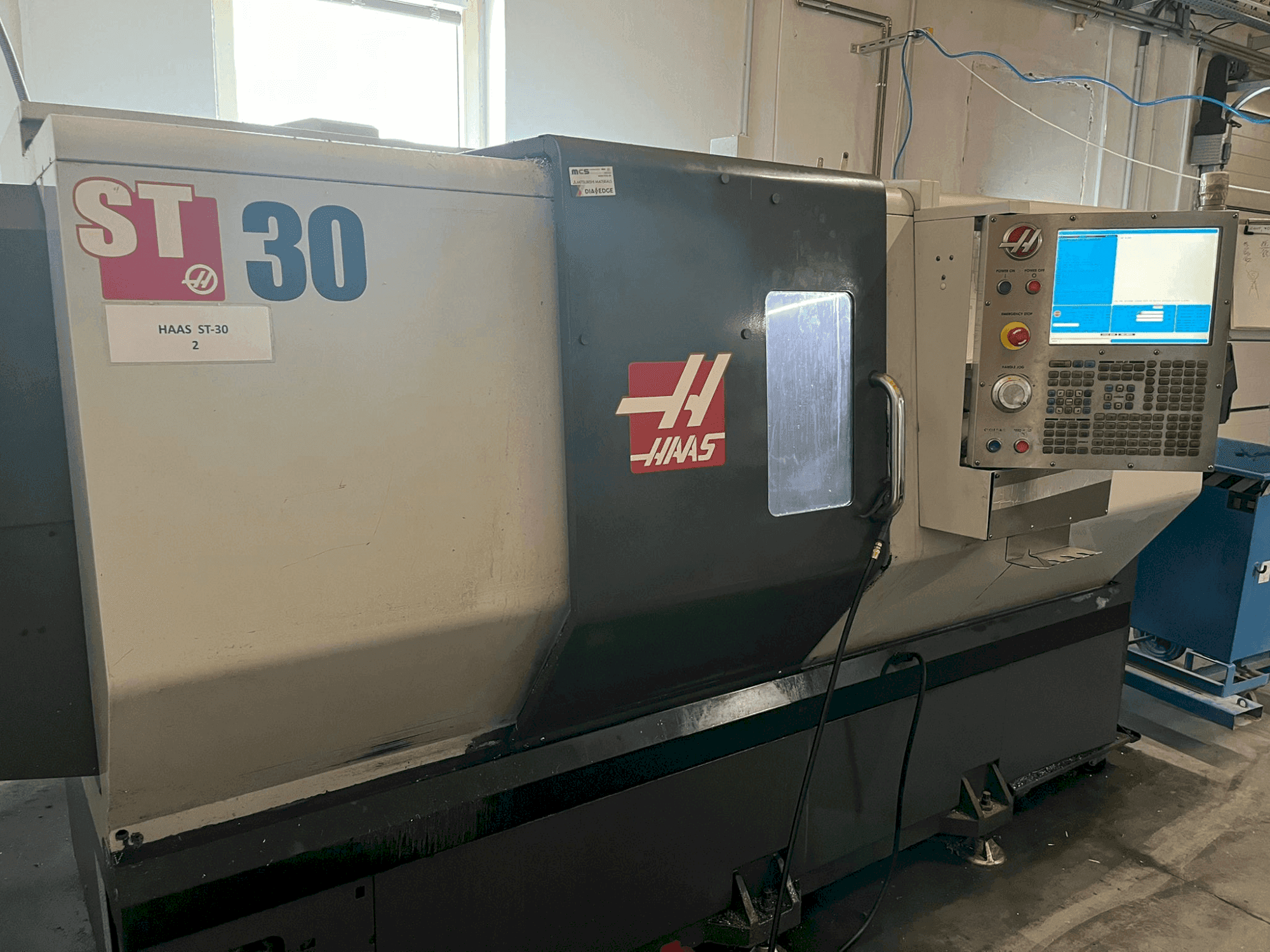 HAAS ST-30-maskinen framifrån