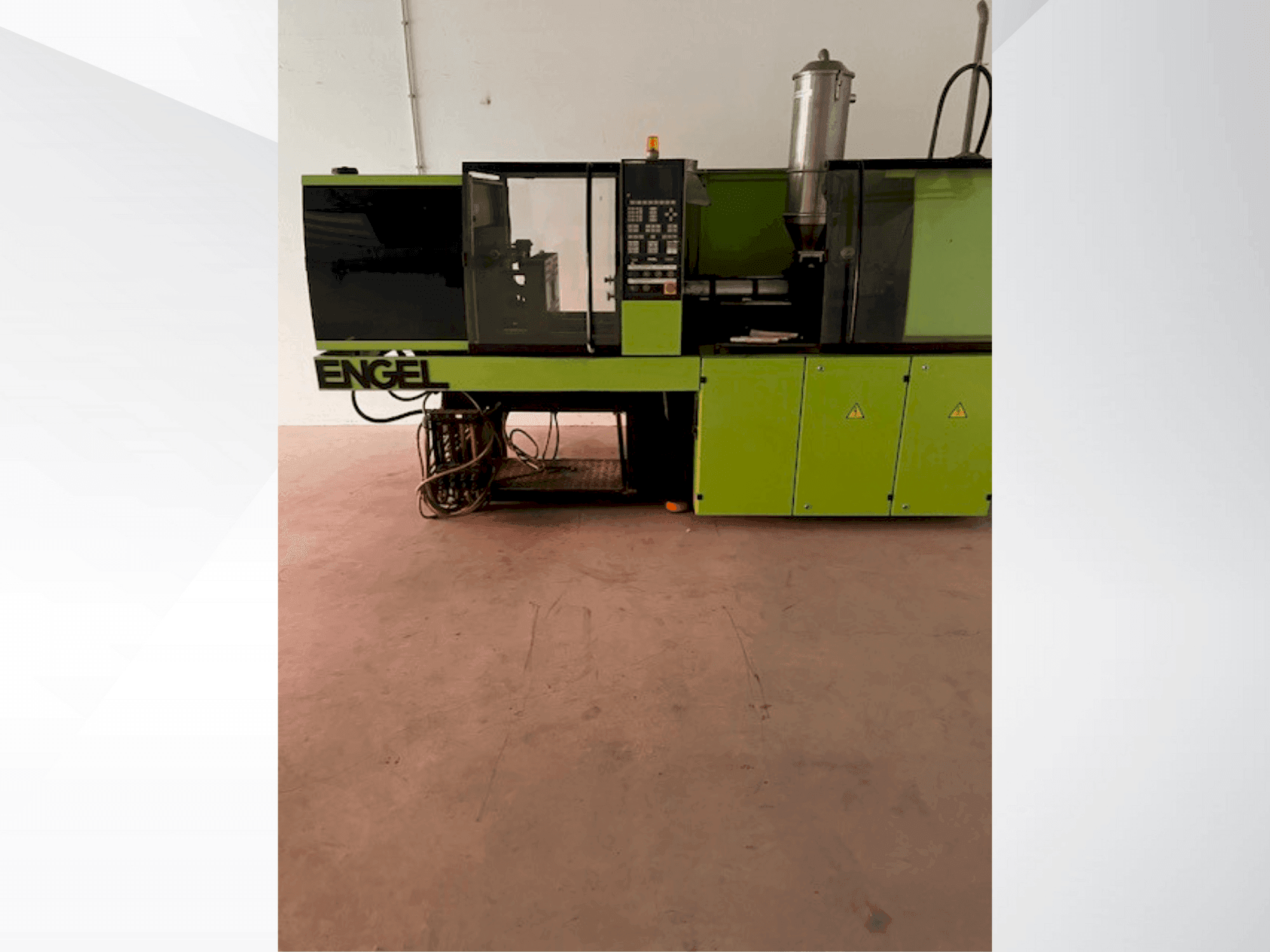Engel ES200/40 HLS-maskinen framifrån