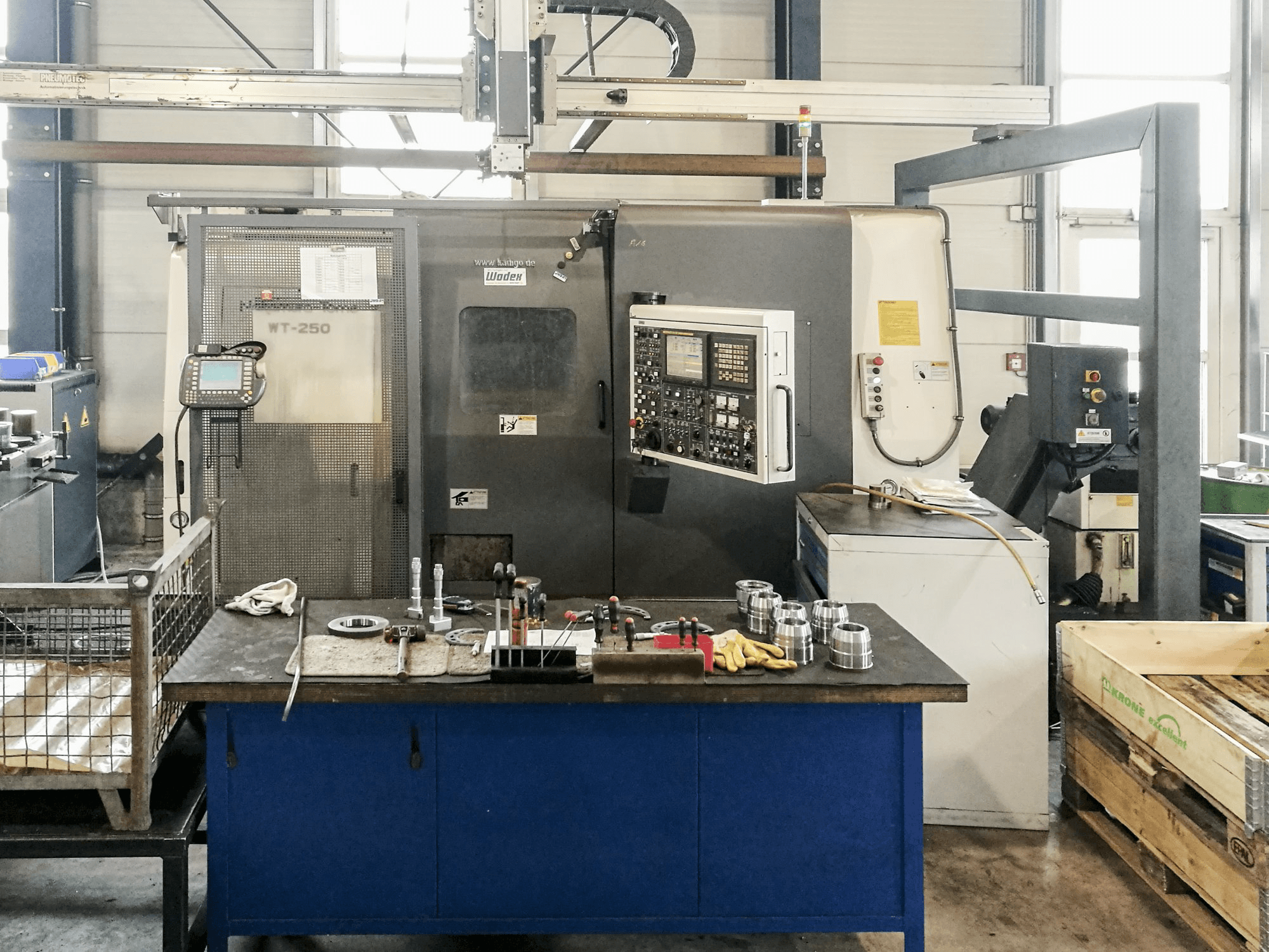 NAKAMURA-maskinen framifrånWT-250