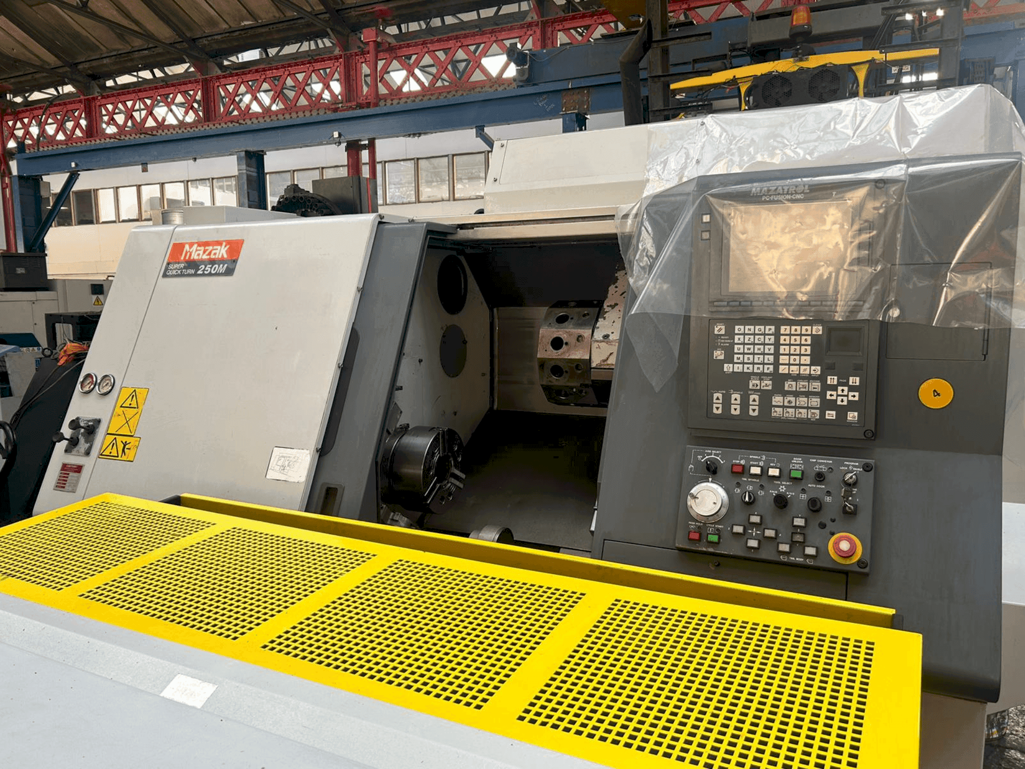 Mazak SQT 250M-maskinen framifrån