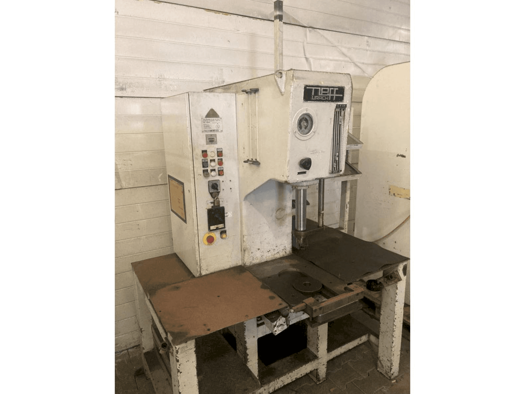 Walter NEFF T6.3-maskinen framifrån