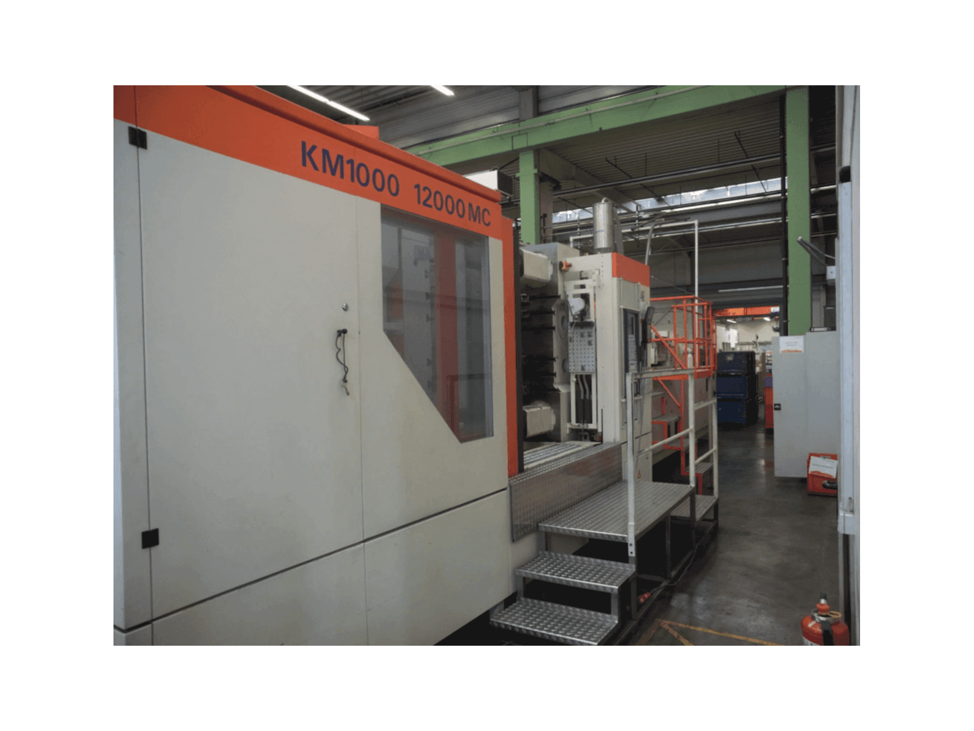 Krauss Maffei 1000-12000 MC-maskinen framifrån