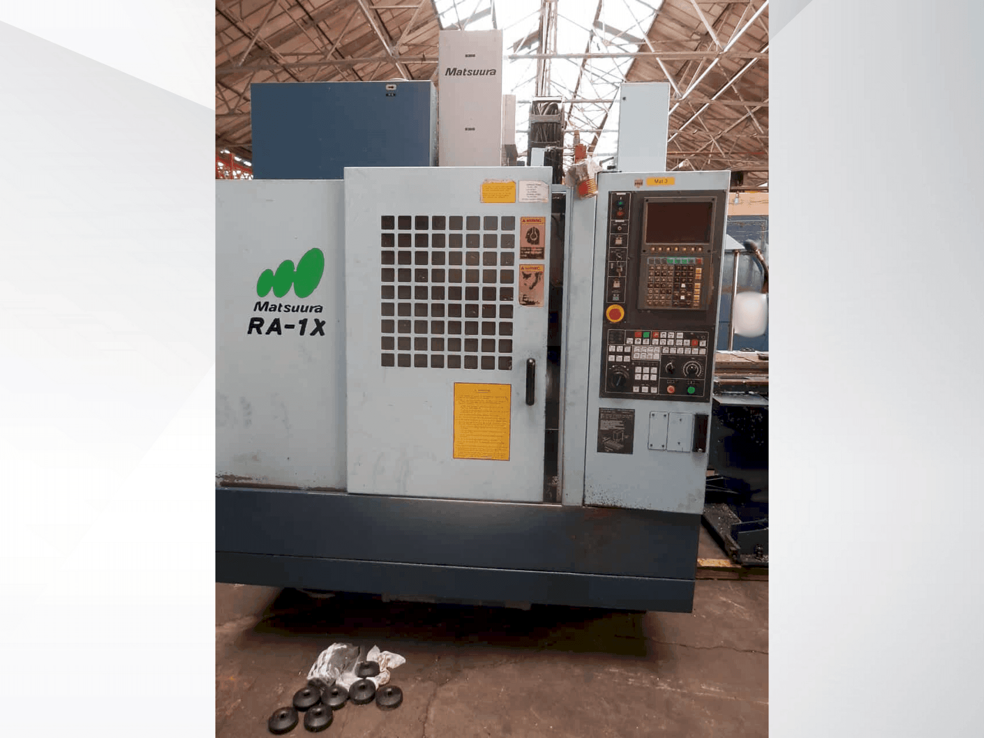 Matsuura RA-1X Twin Pallet-maskinen framifrån