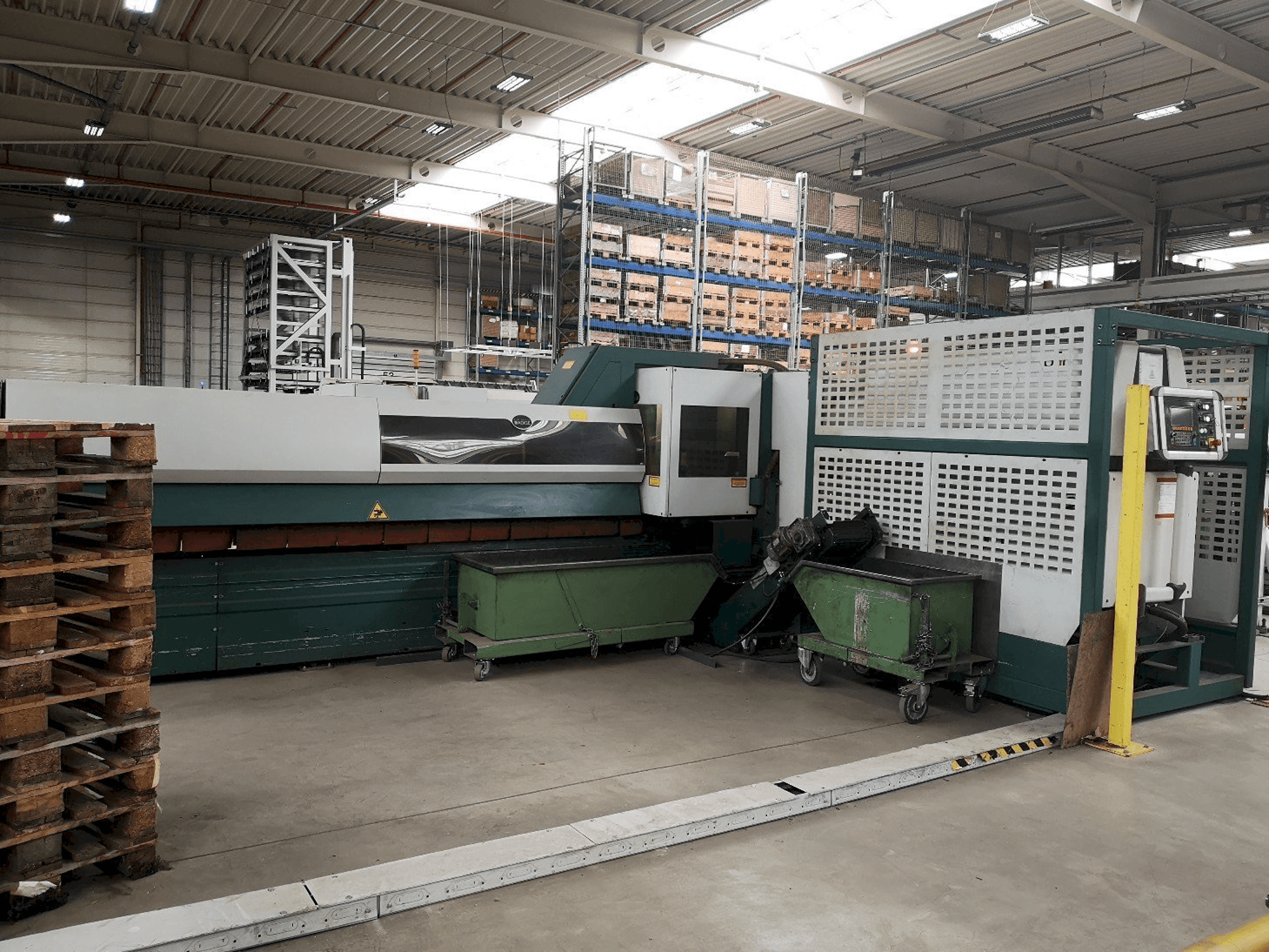 BLM ADIGE LT 722-maskinen sedd från vänster