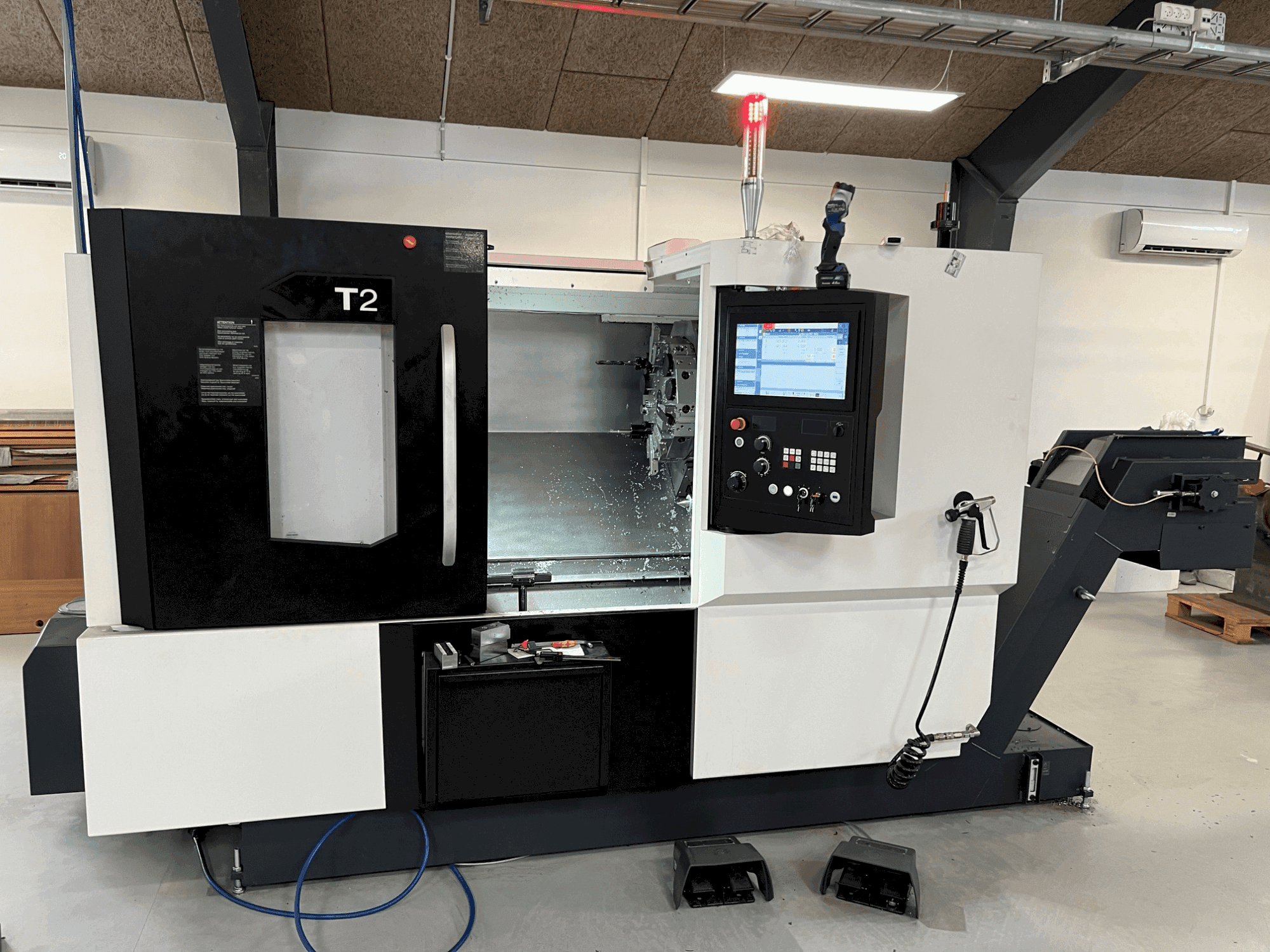 DMG MORI T2-maskinen framifrån