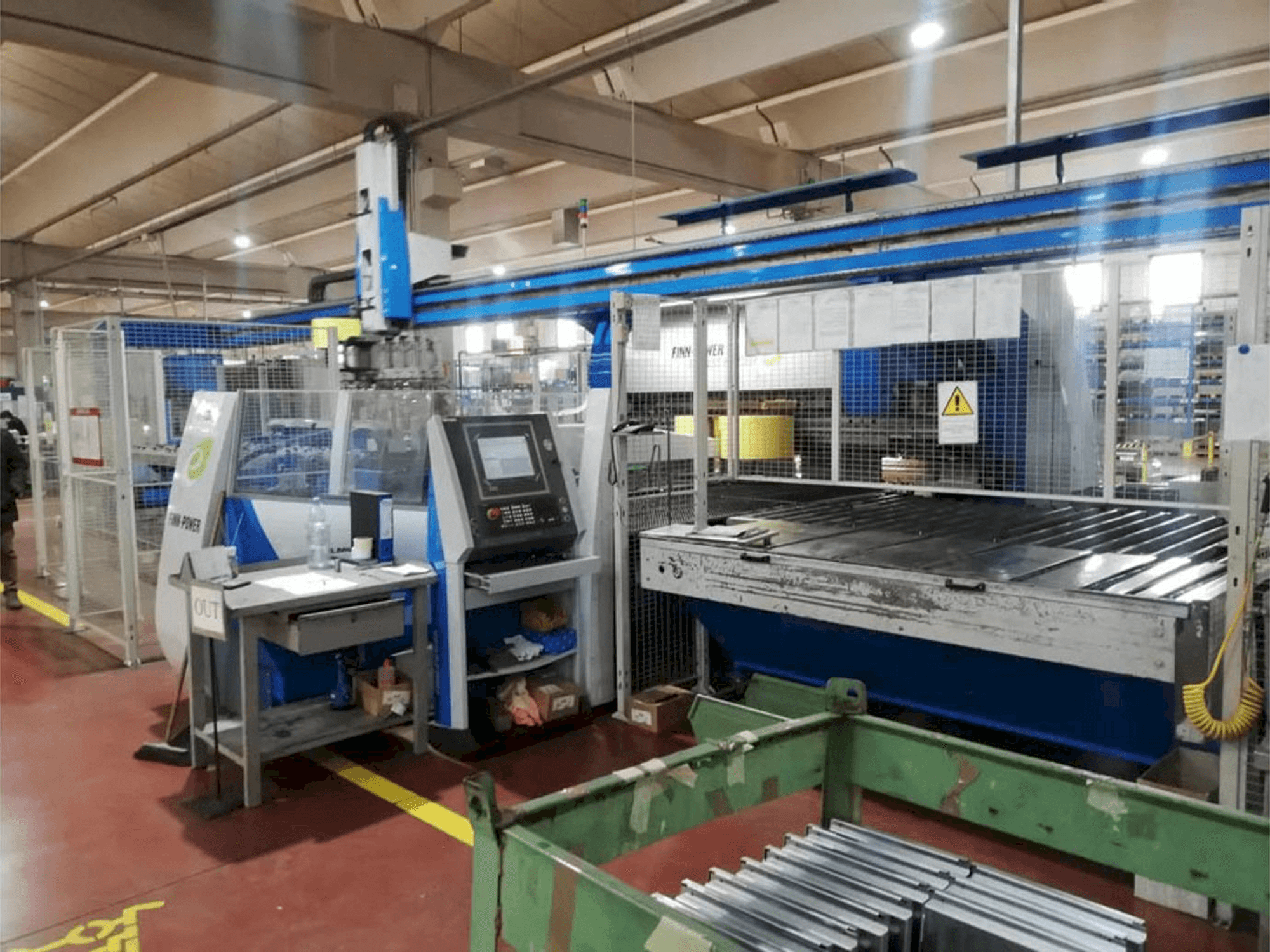 Finn-Power EBE5-maskinen framifrån