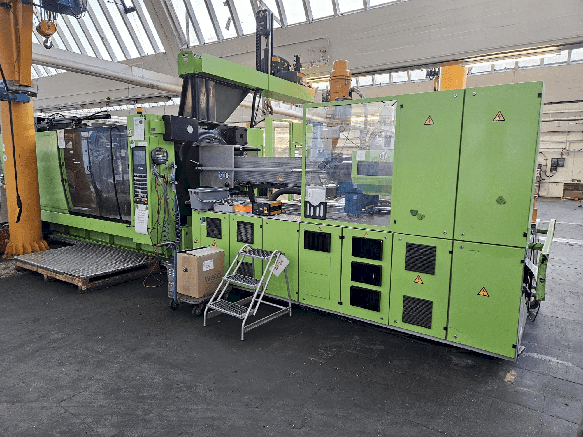 Engel CL 4550/750-maskinen framifrån
