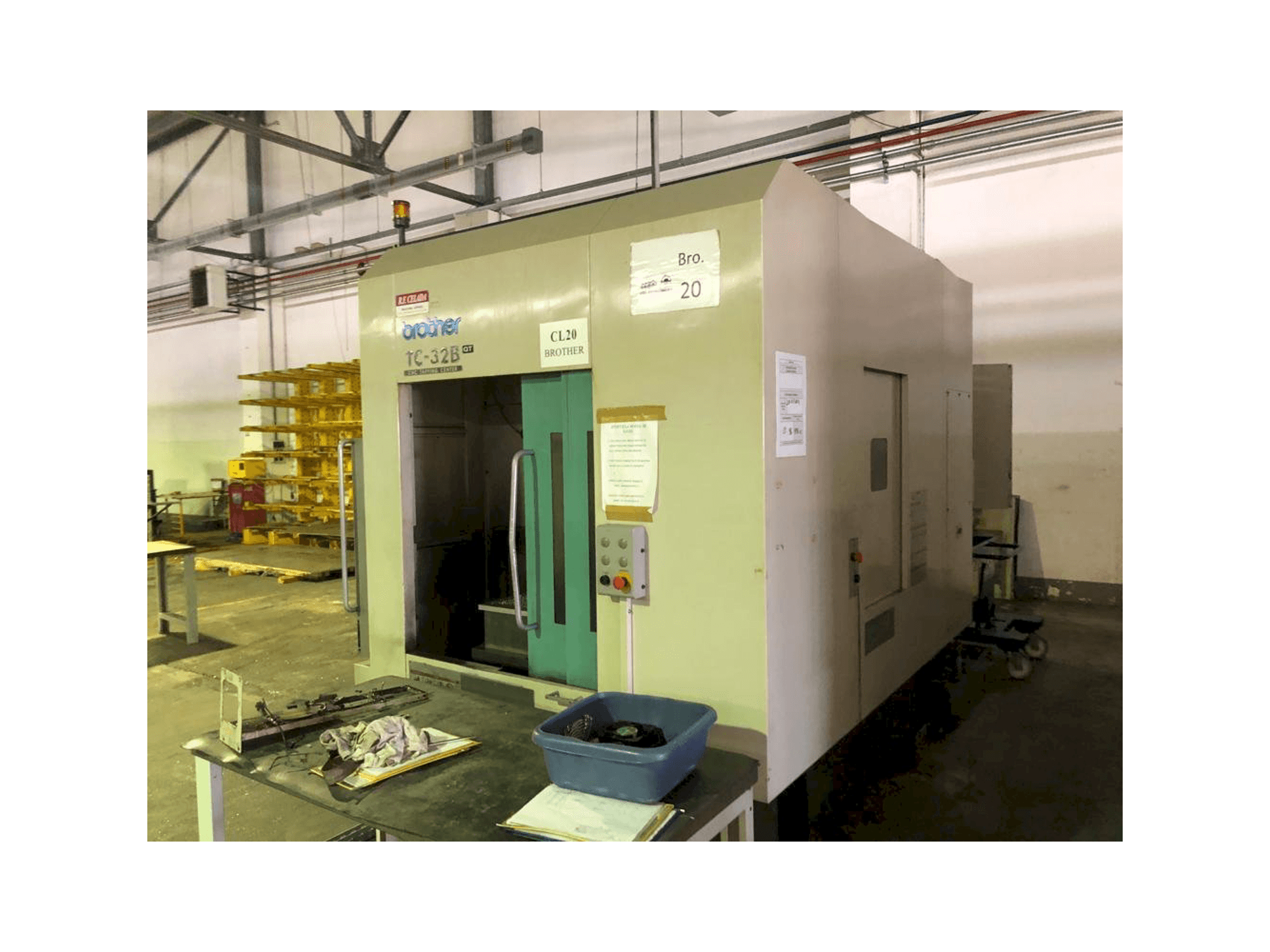 Brother TC 32B-maskinen framifrån