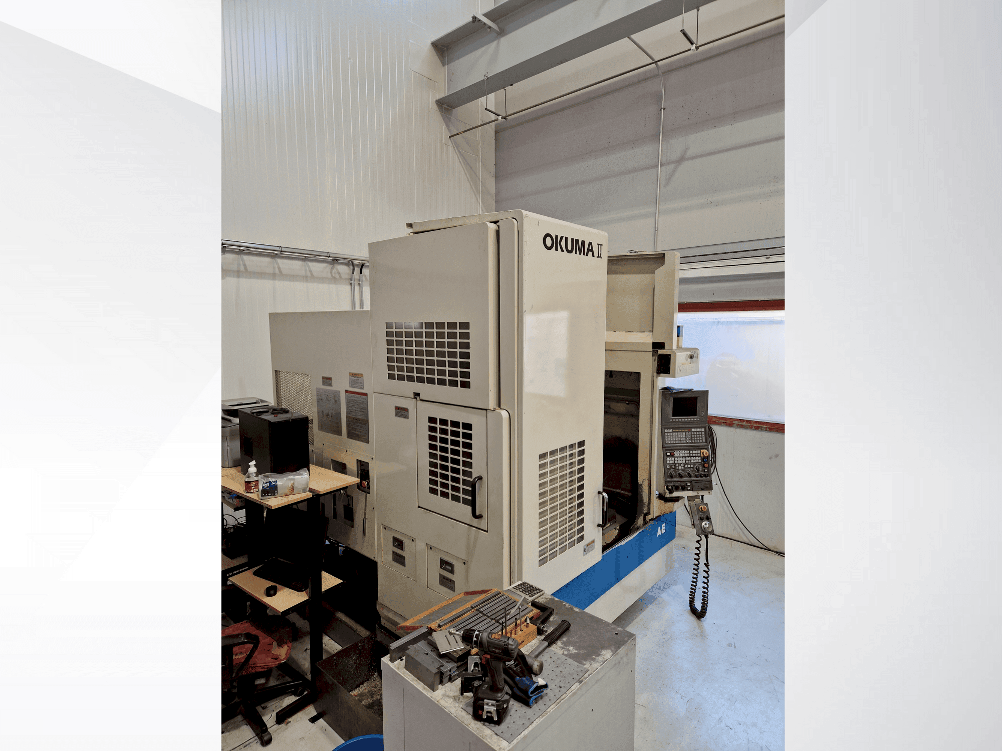 Okuma MX-45 VAE (1996)-maskinen framifrån