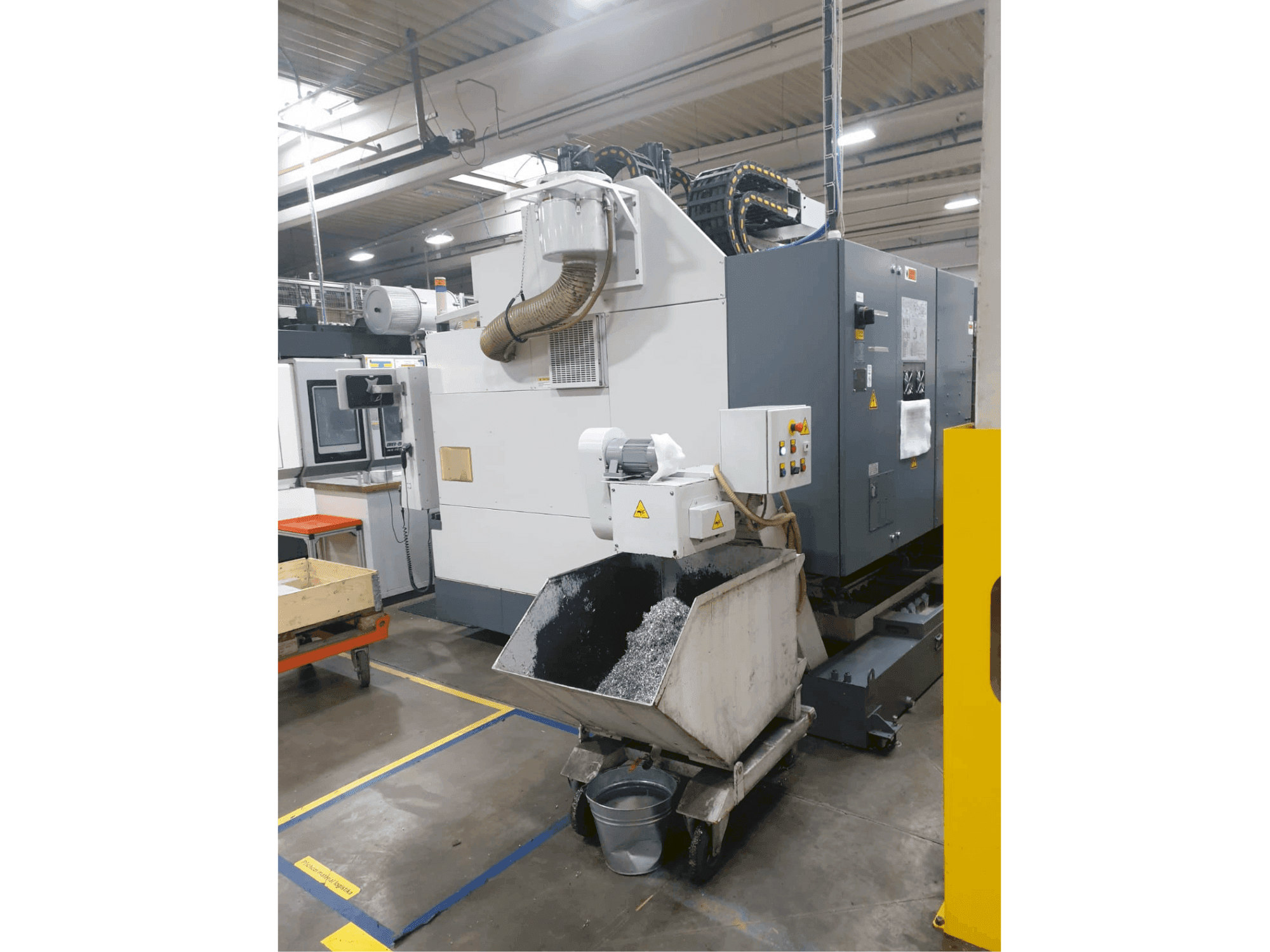 Okuma MB-66VA-maskinen framifrån