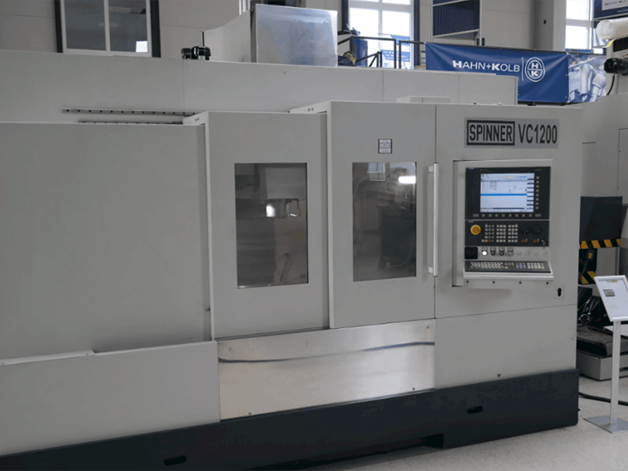 SPINNER VC 1200-maskinen framifrån