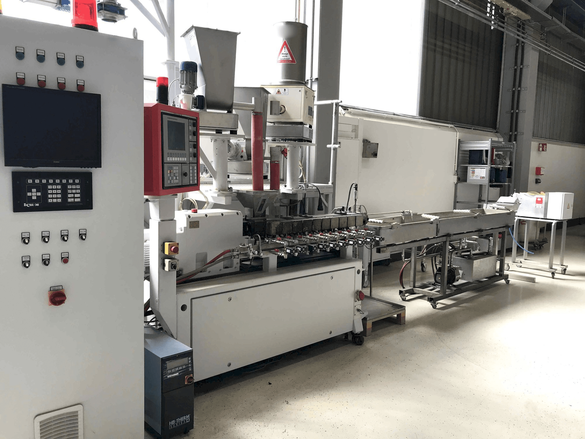 Leistriz ZSE 27/GL-44D-maskinen framifrån