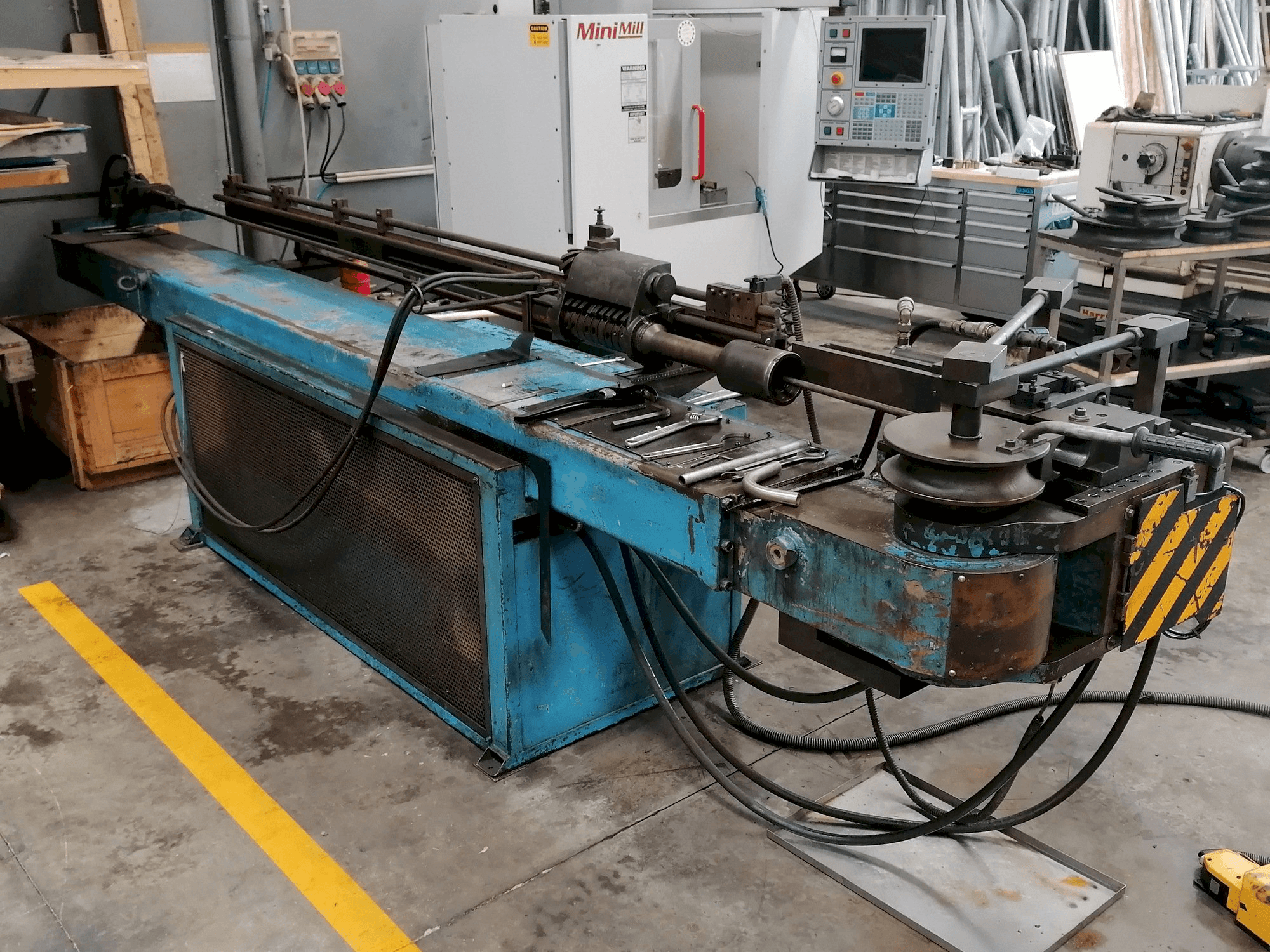 Amob CH69-maskinen framifrån