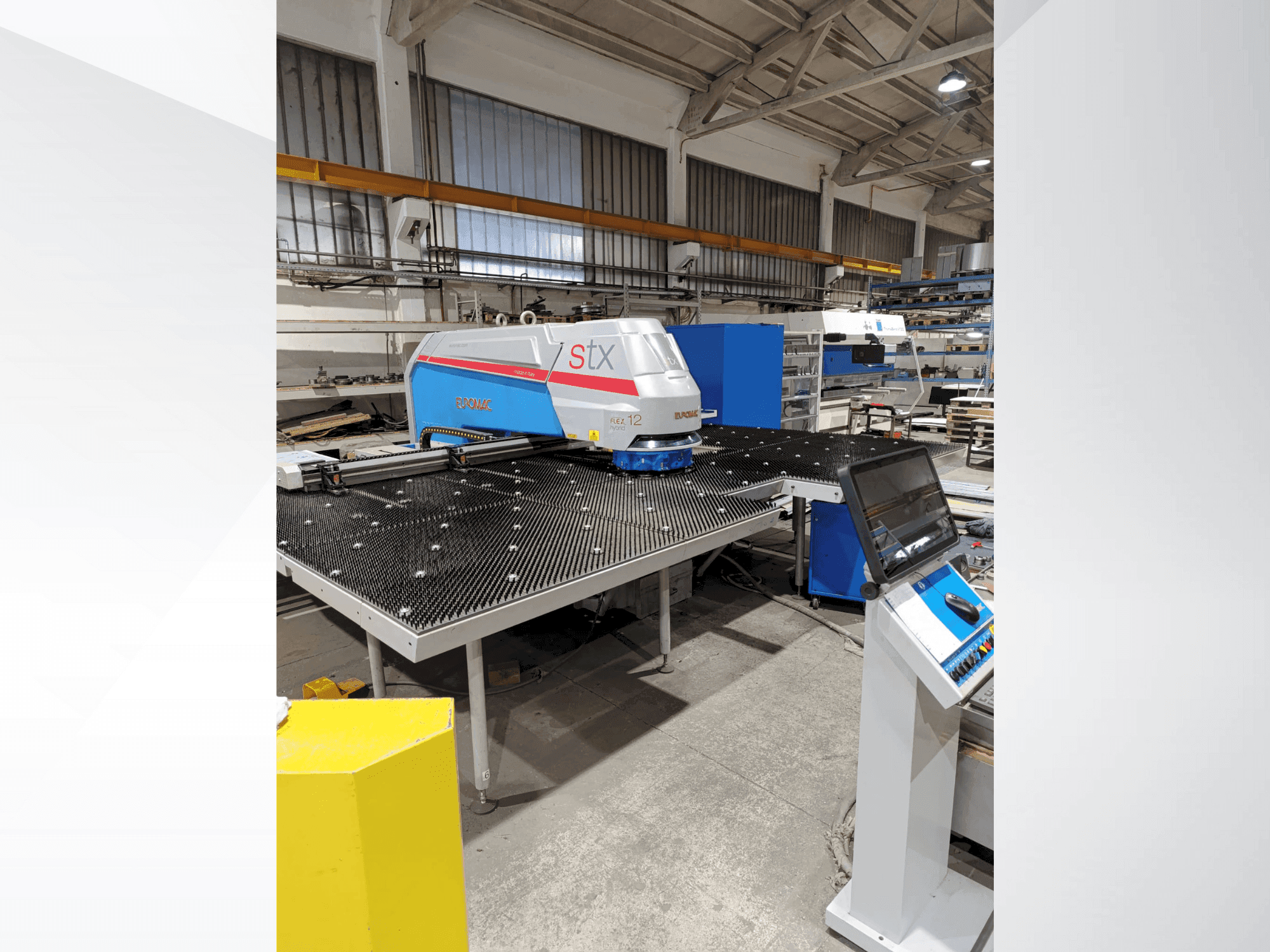 Euromac STX FLEX 12 1500/22-2500-maskinen framifrån