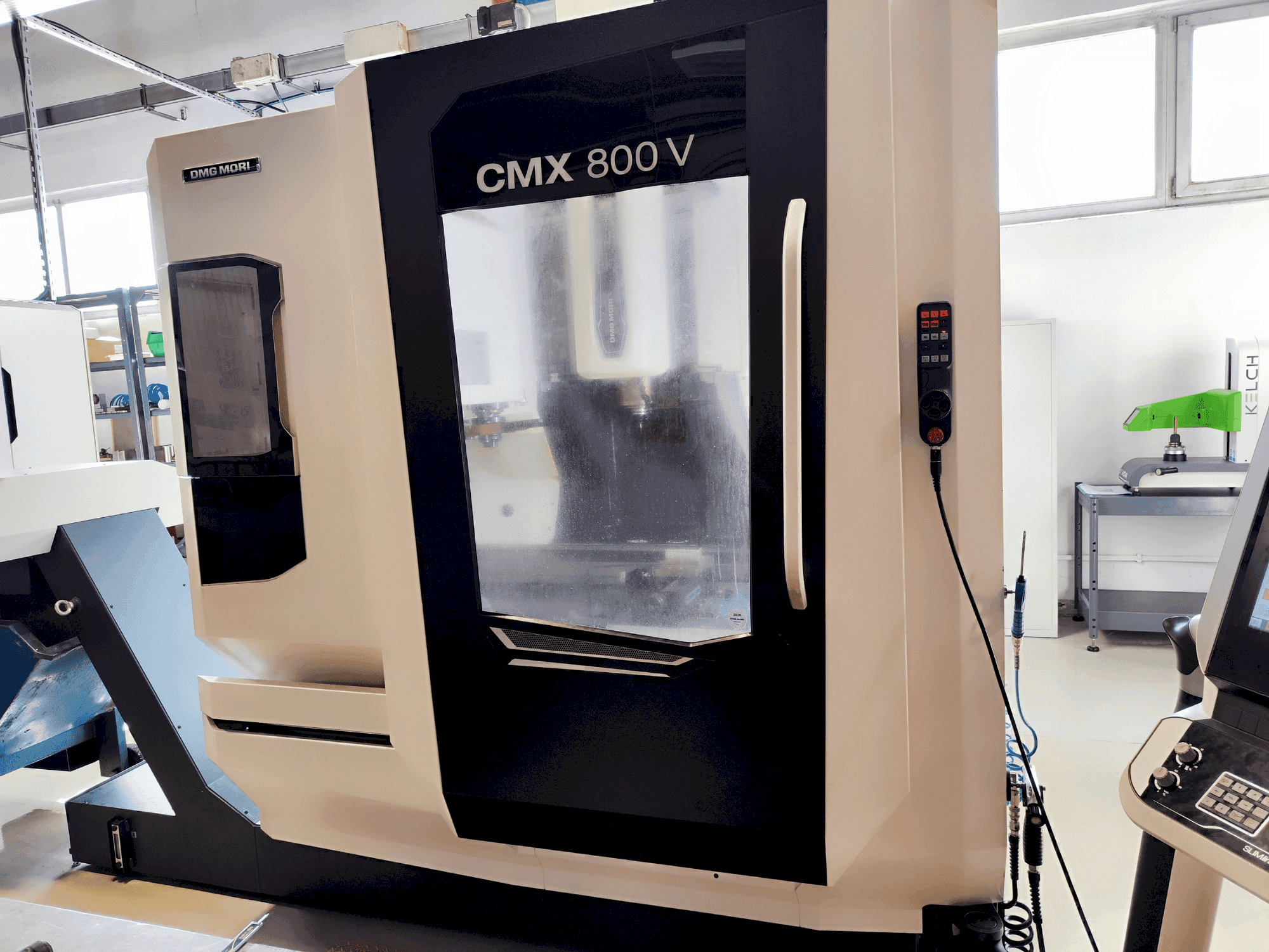 DMG CMX 800 V-maskinen framifrån