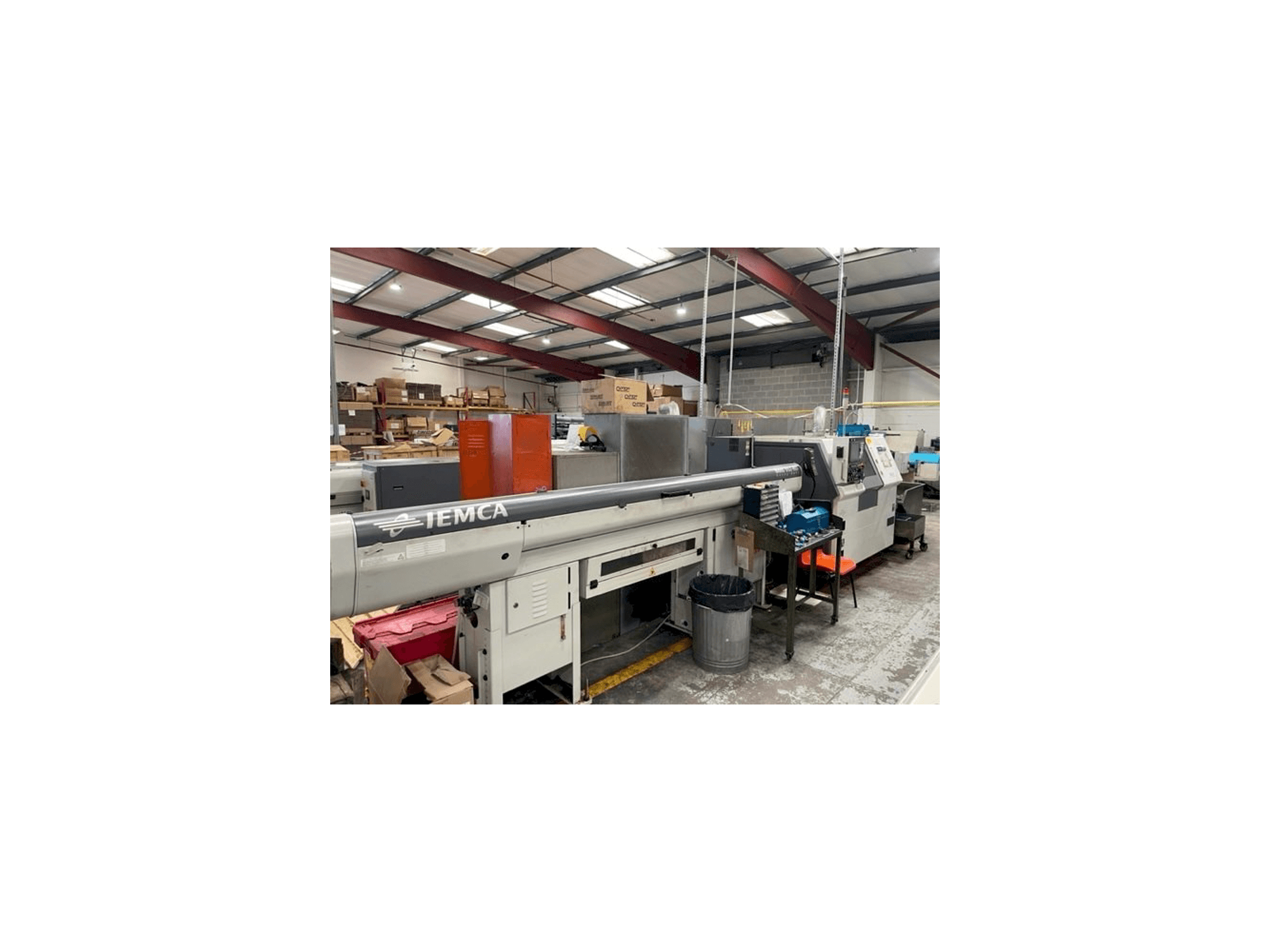 Miyano BNA-42MSY2-maskinen framifrån