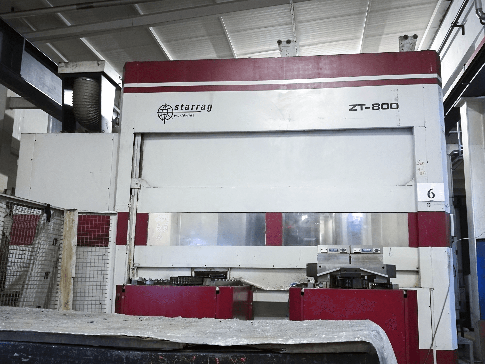 Starrag-maskinen framifrånZT 800/130