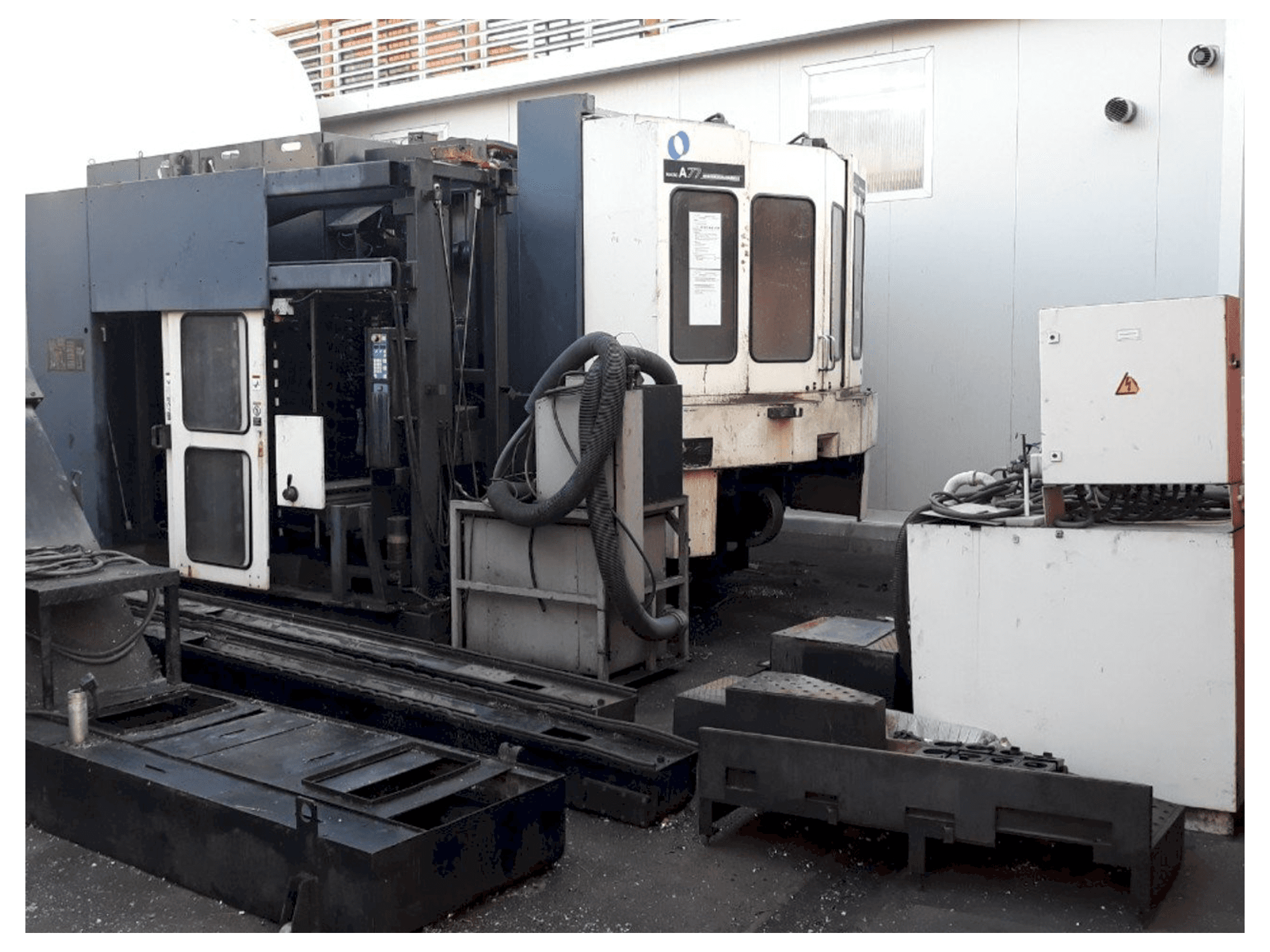 Makino A77-maskinen framifrån