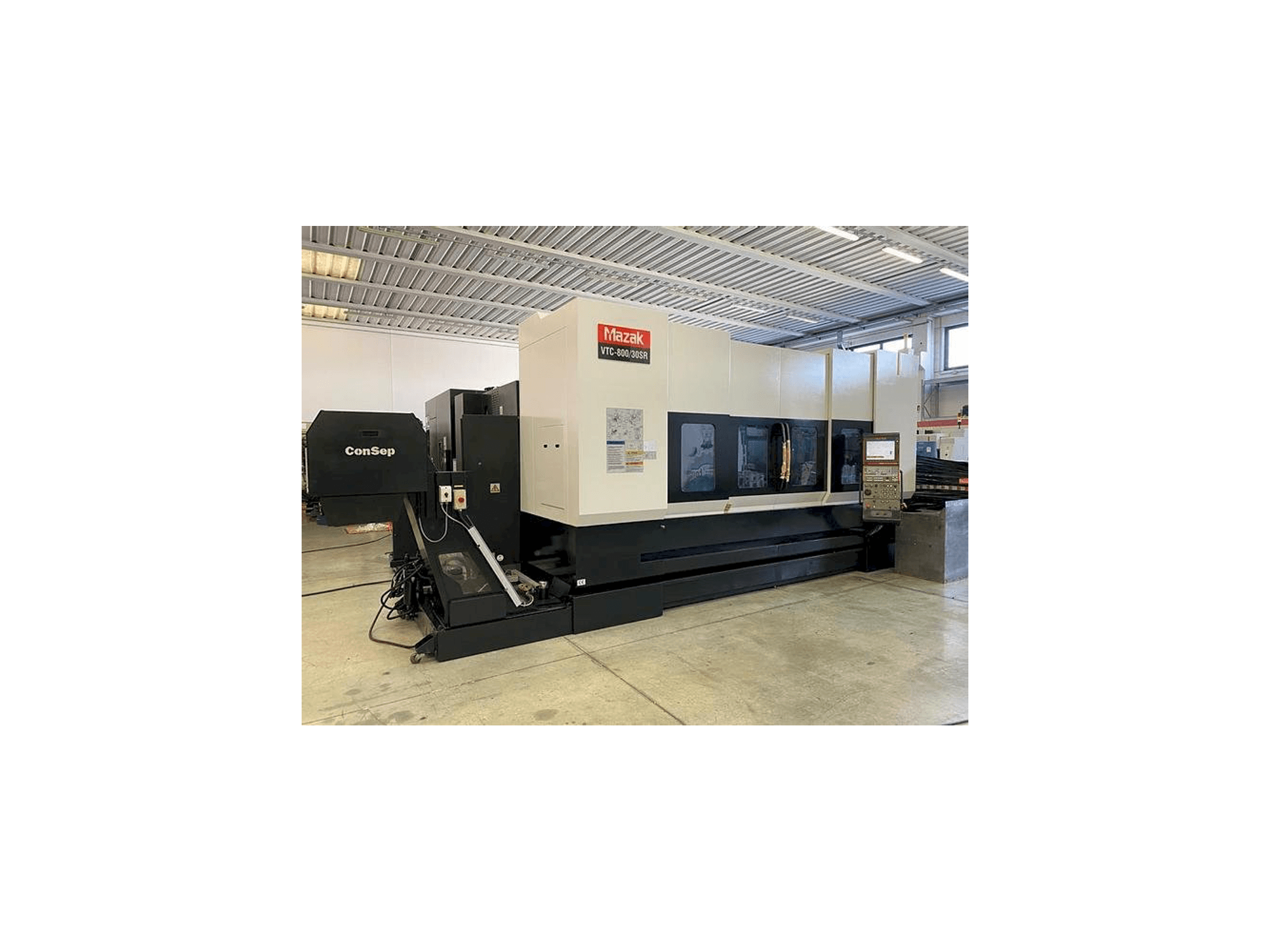 Mazak VTC 800/30 SR-maskinen framifrån