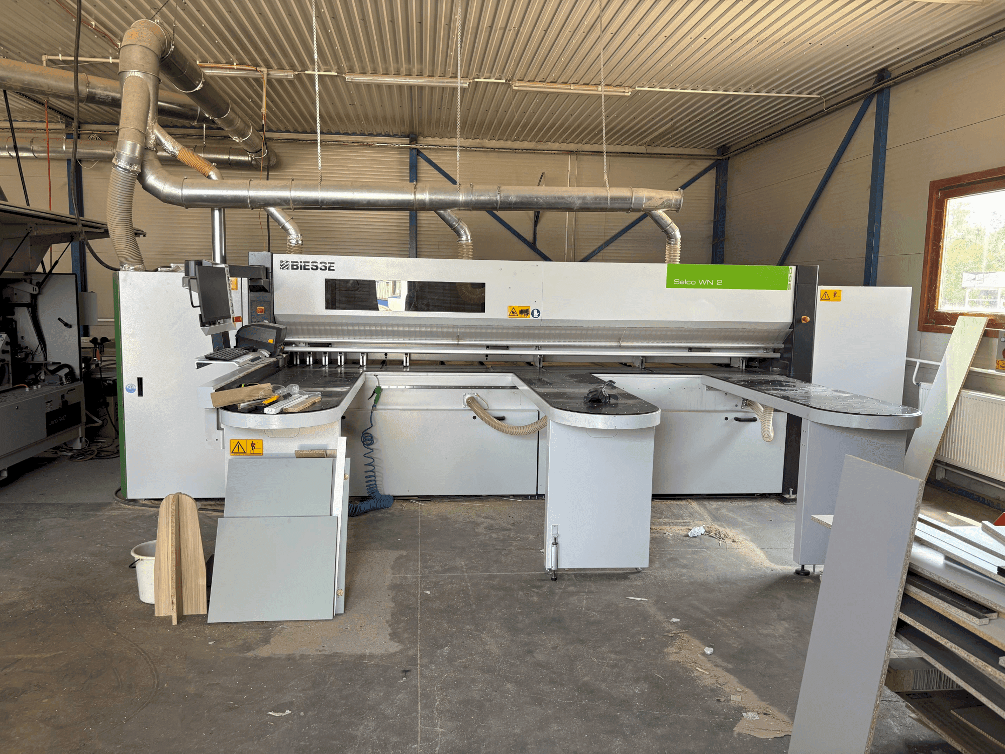 BIESSE Selco WN 2-maskinen framifrån