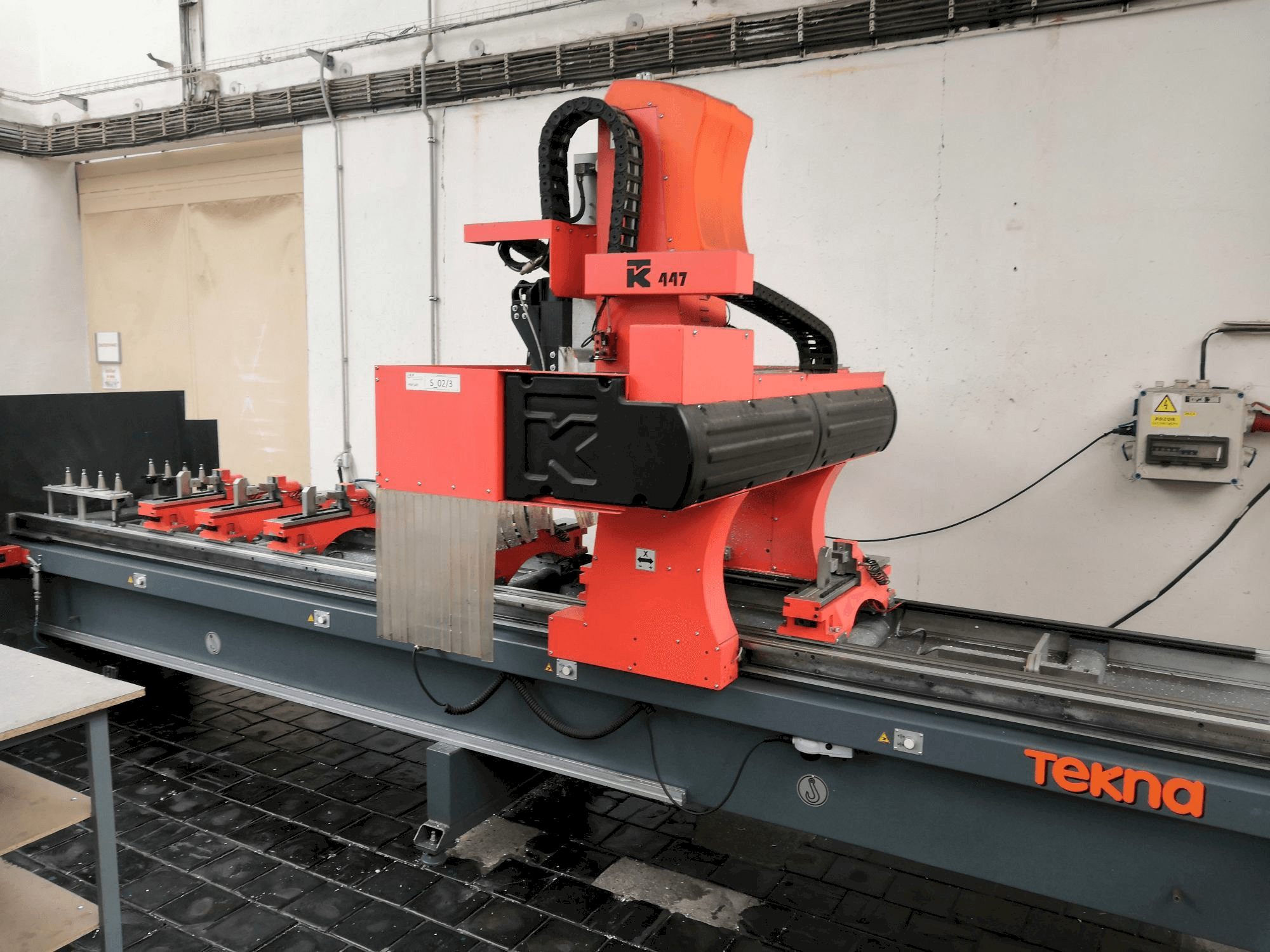 Tekna TK447/4-maskinen framifrån