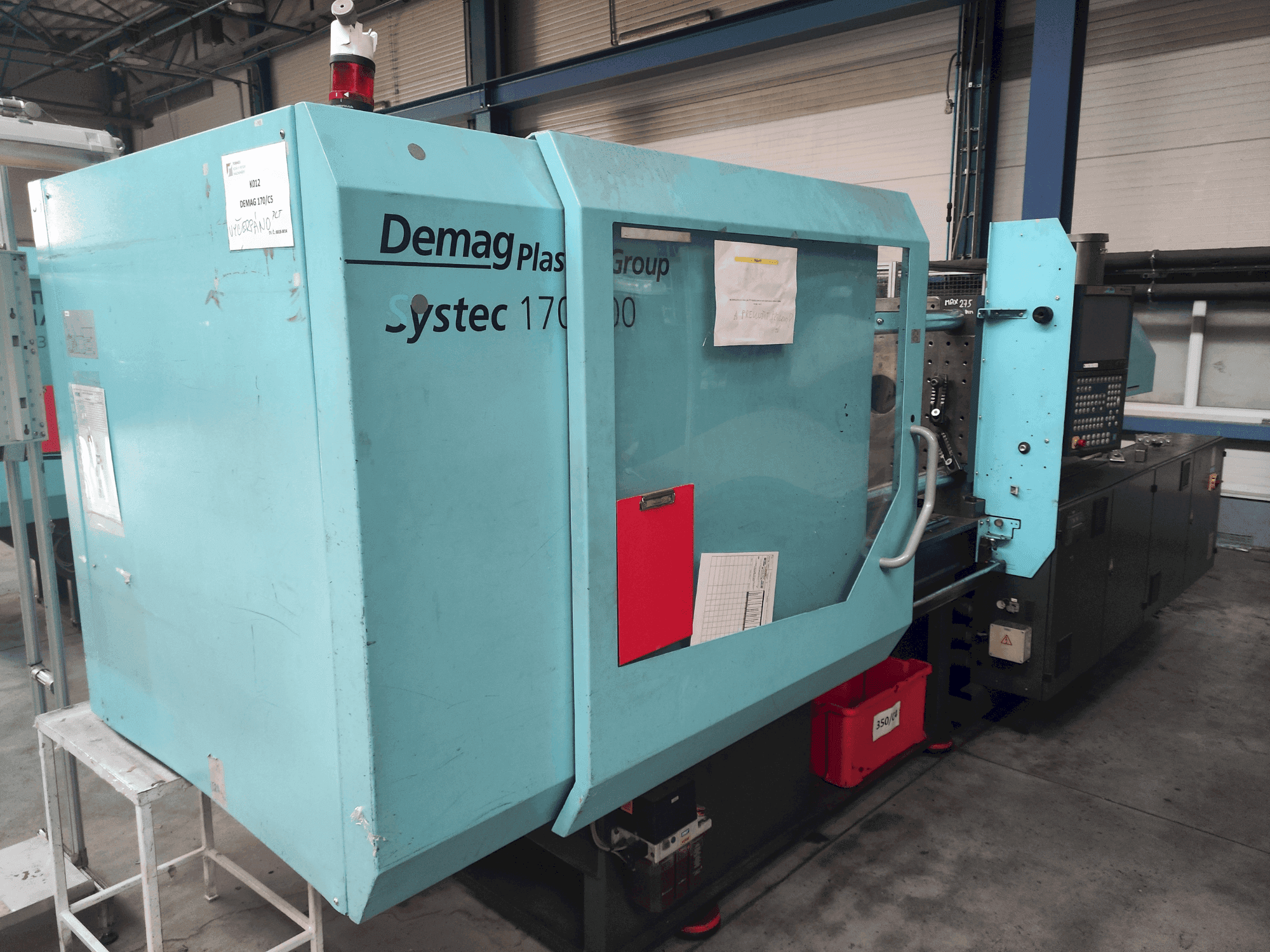 DEMAG Systec 170/520-600-maskinen framifrån