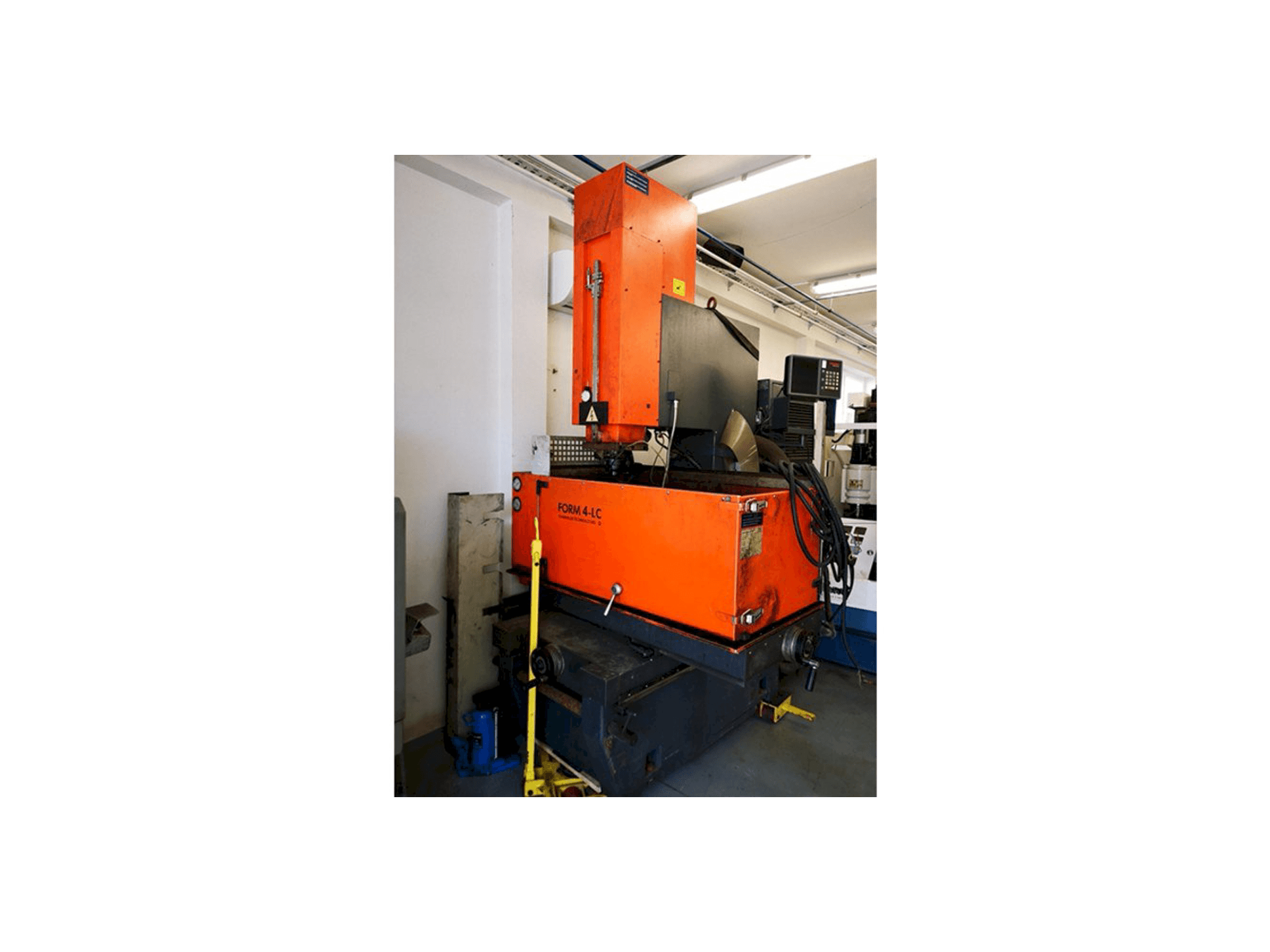 CHARMILLES Form 4-LC-maskinen framifrån