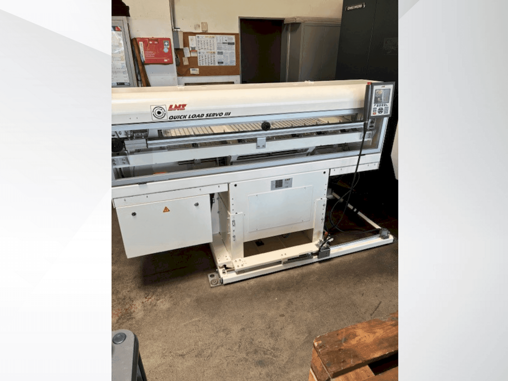 LNS Quick Load Servo 3-maskinen framifrån