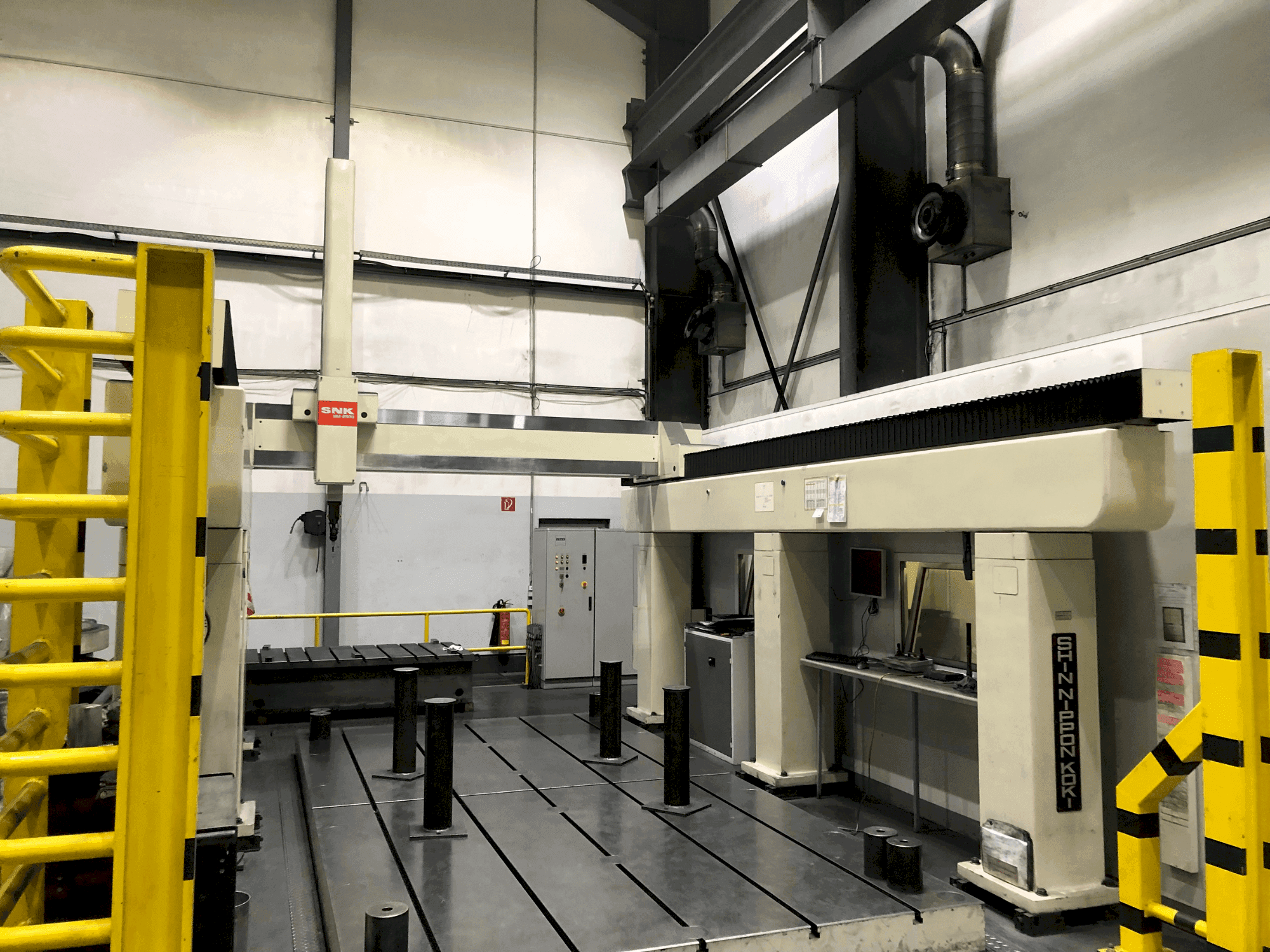 SHIN NIPPON KOKI MM 2500-5012-maskinen framifrån