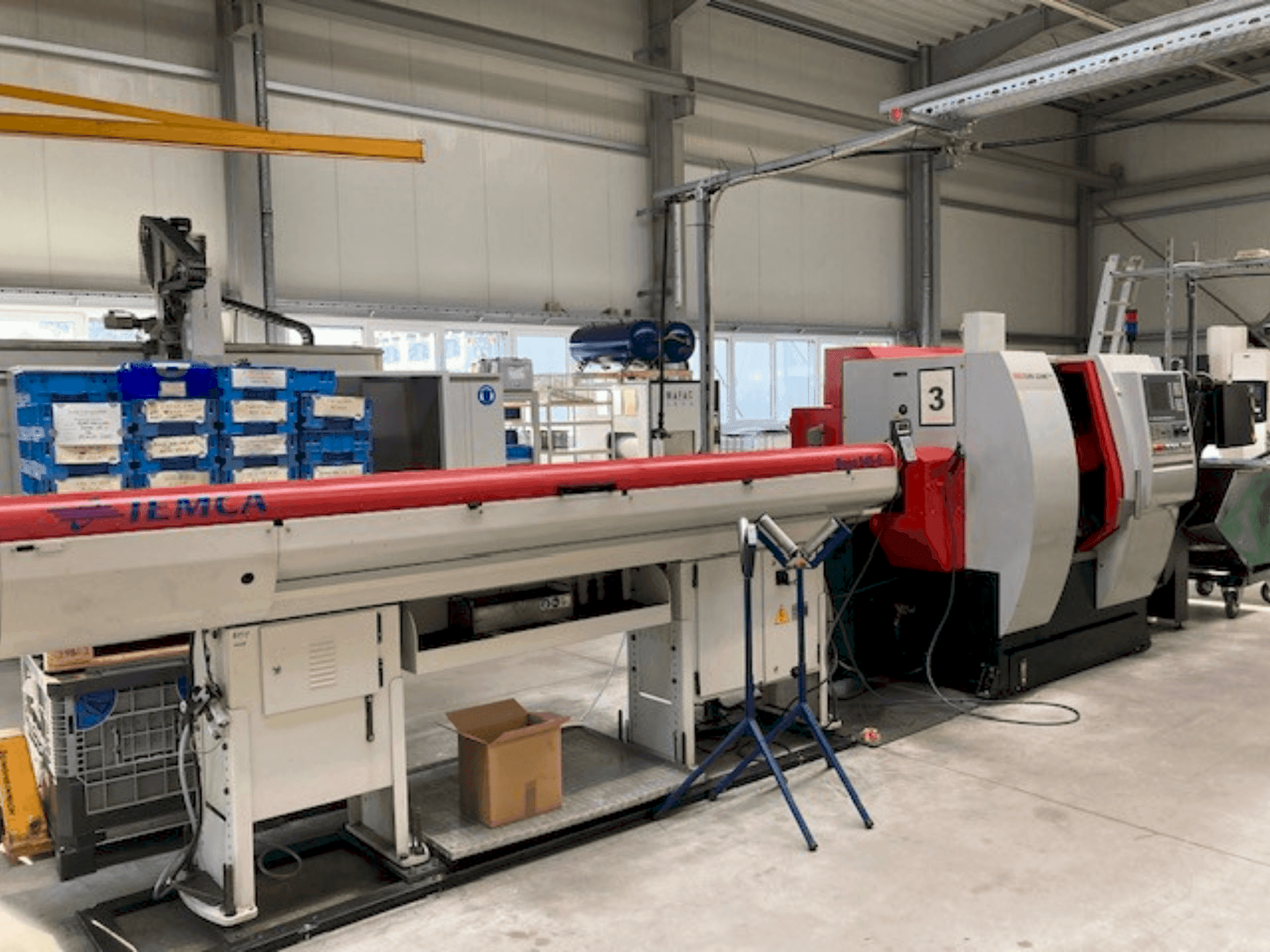 EMCO TURN 332 MCPlus-maskinen framifrån