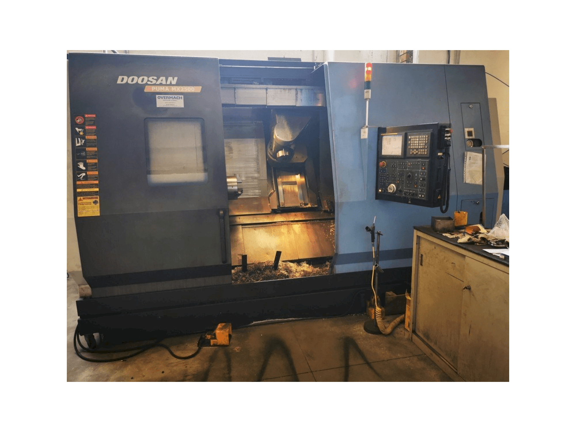Doosan Puma MX 2500-maskinen framifrån