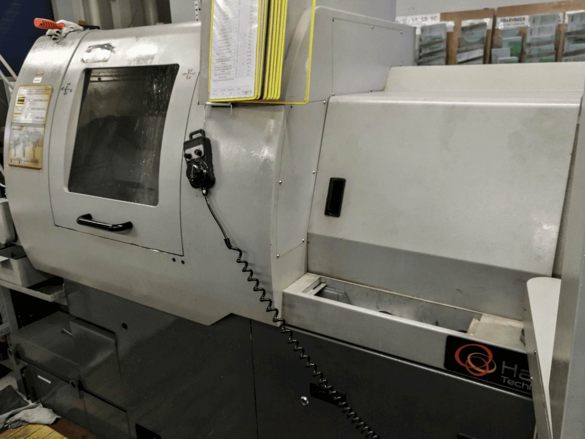 Hanwha-maskinen sedd från högerXD 20 N