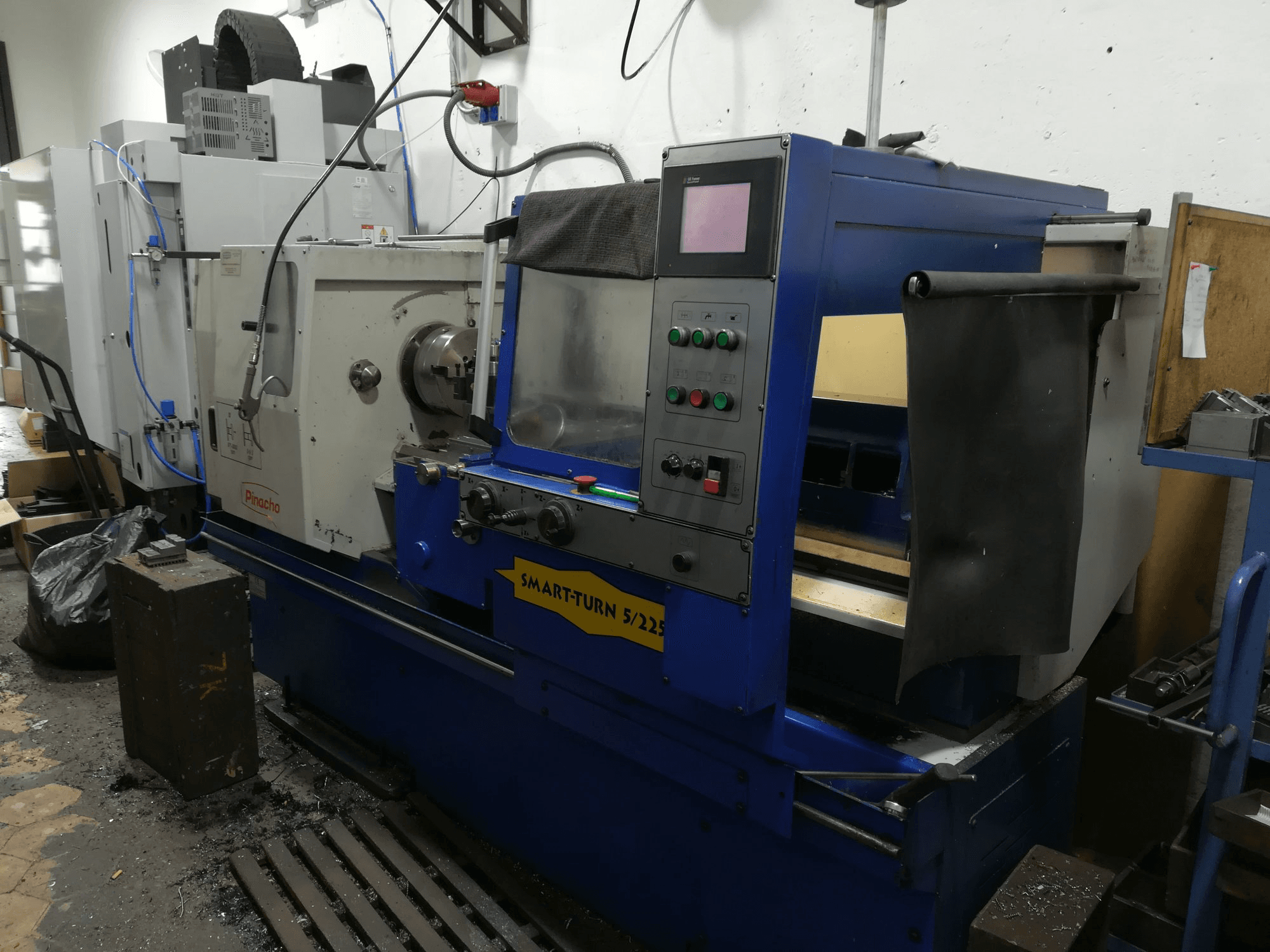 Pinacho-maskinen framifrånSmart-Turn 5/225
